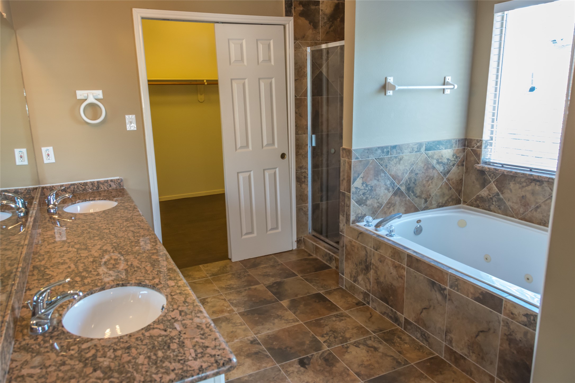 25727 Bearborough Drive Property Photo 24