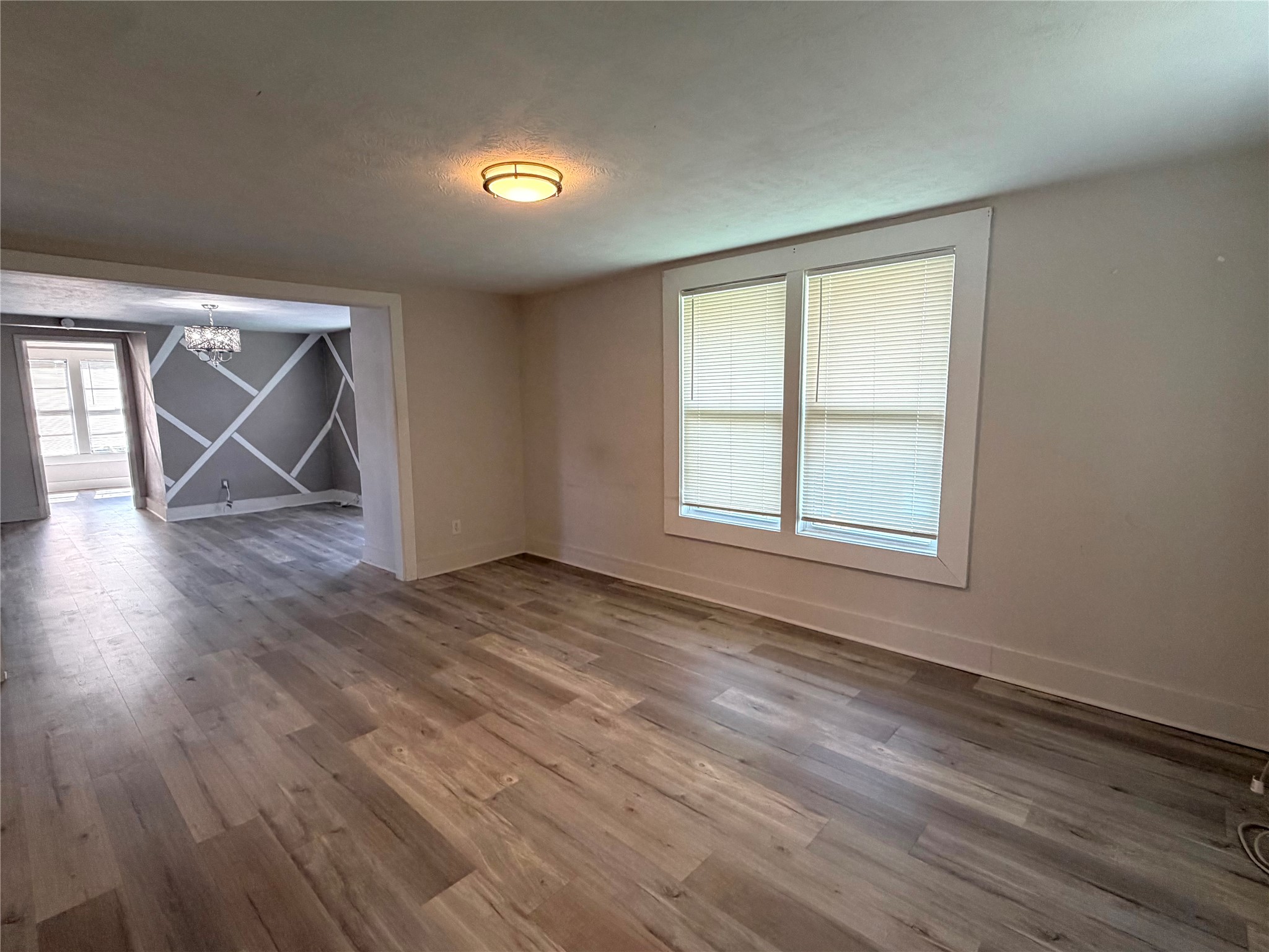 1126 1/2 Ryon Street B Property Photo 1