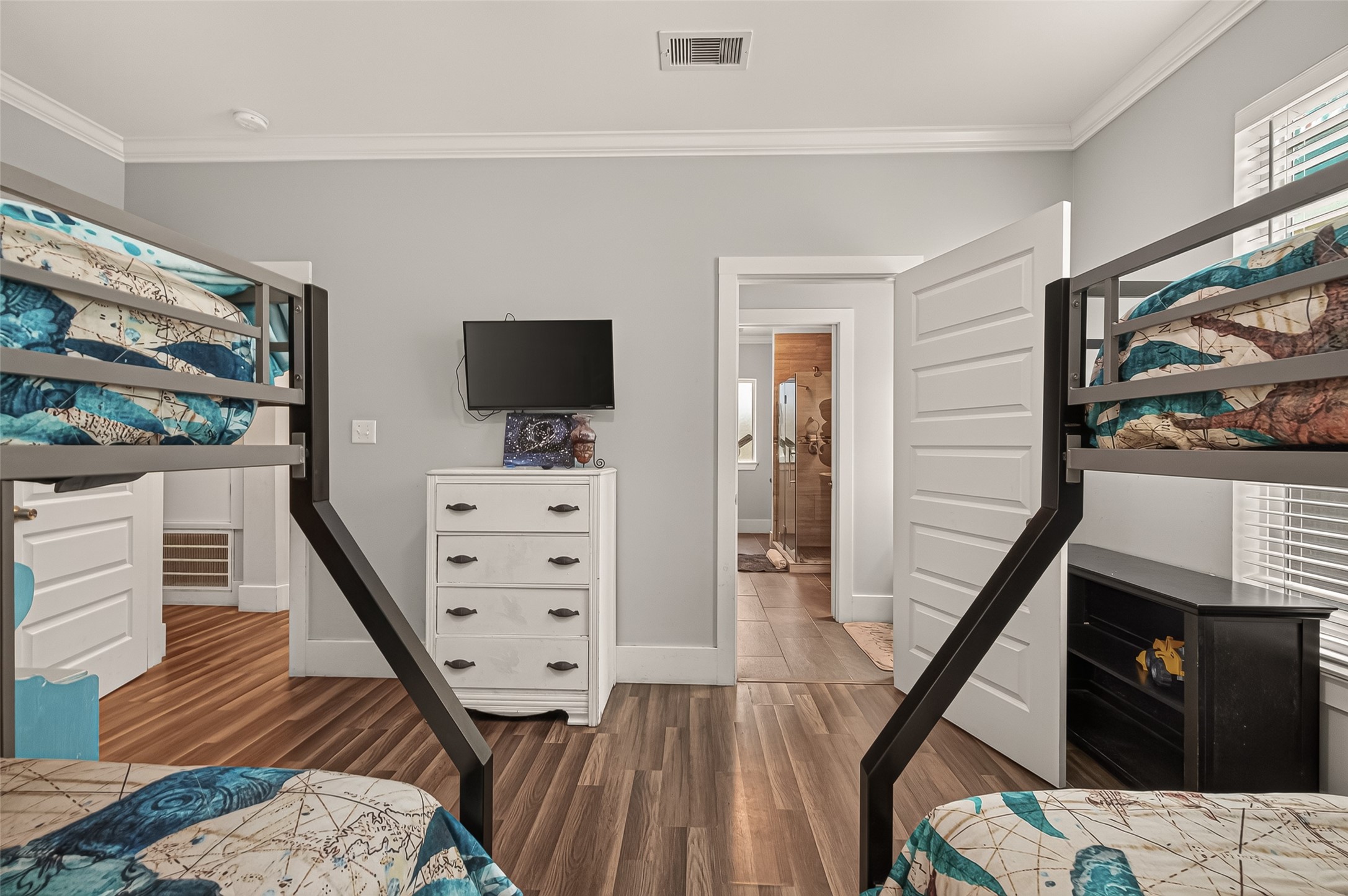 2223 33rd Street Property Photo 17