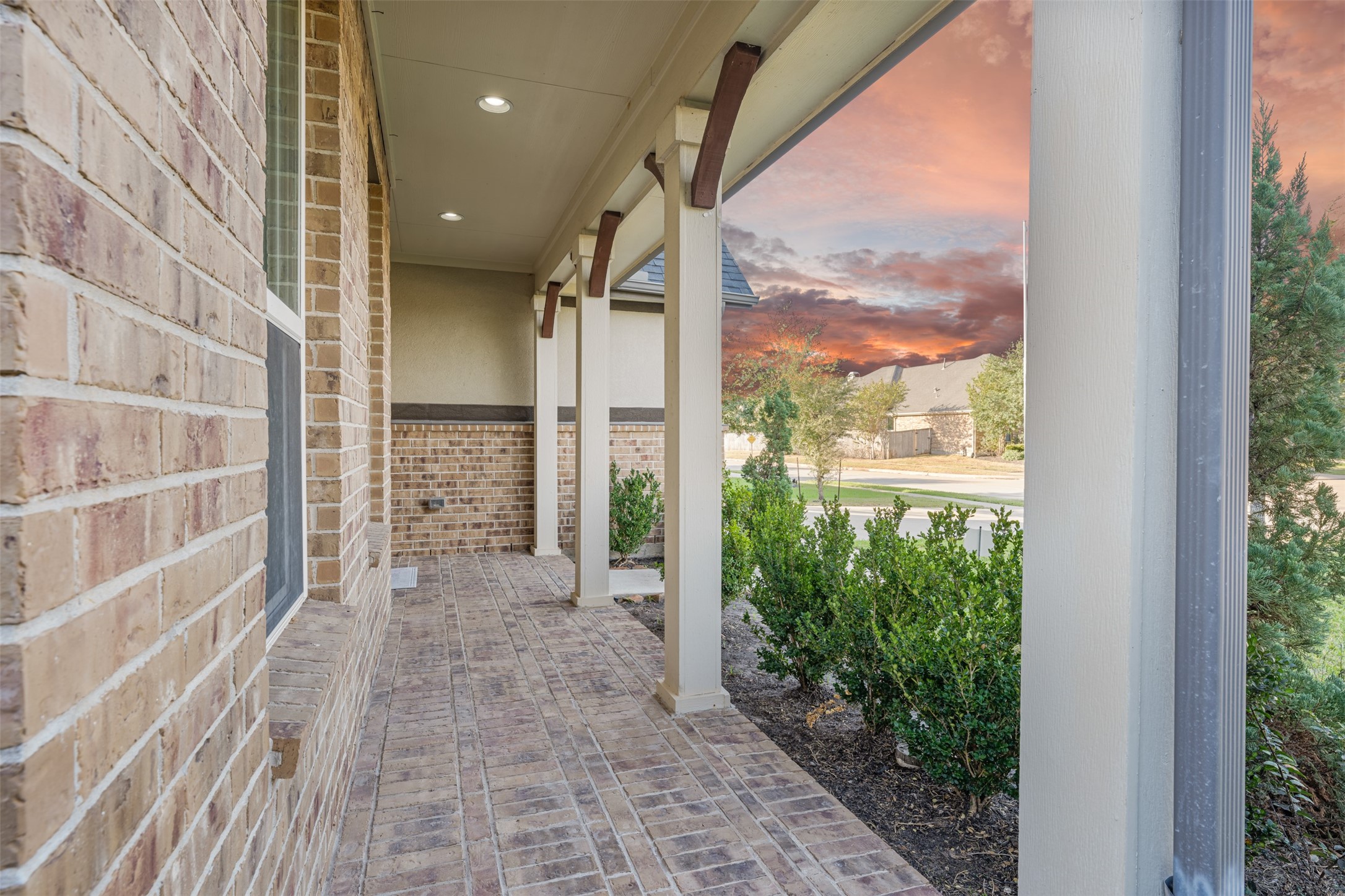 2159 Blossomcrown Drive Property Photo 6