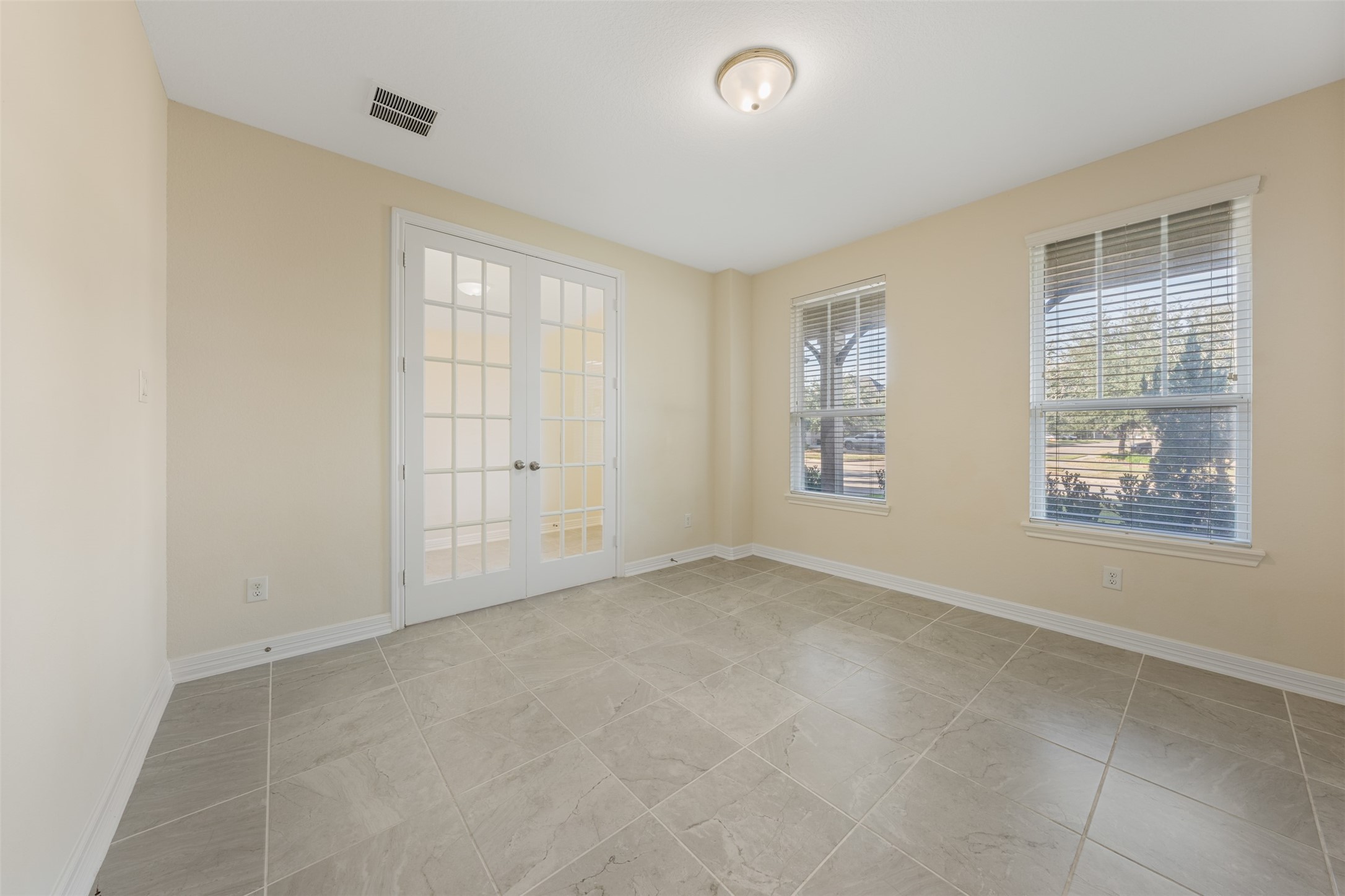2159 Blossomcrown Drive Property Photo 9