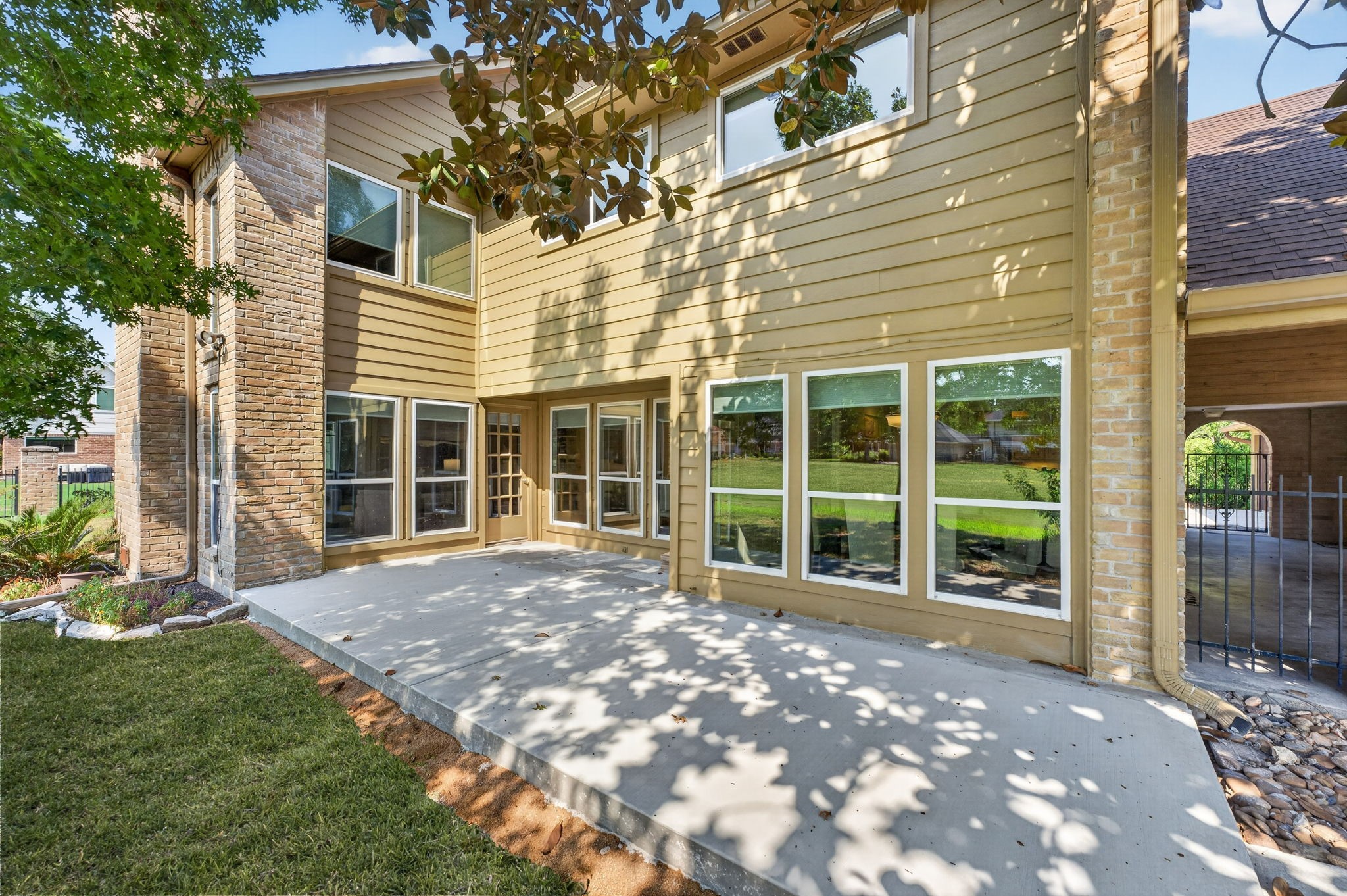 589 Brandon Road Property Photo 35