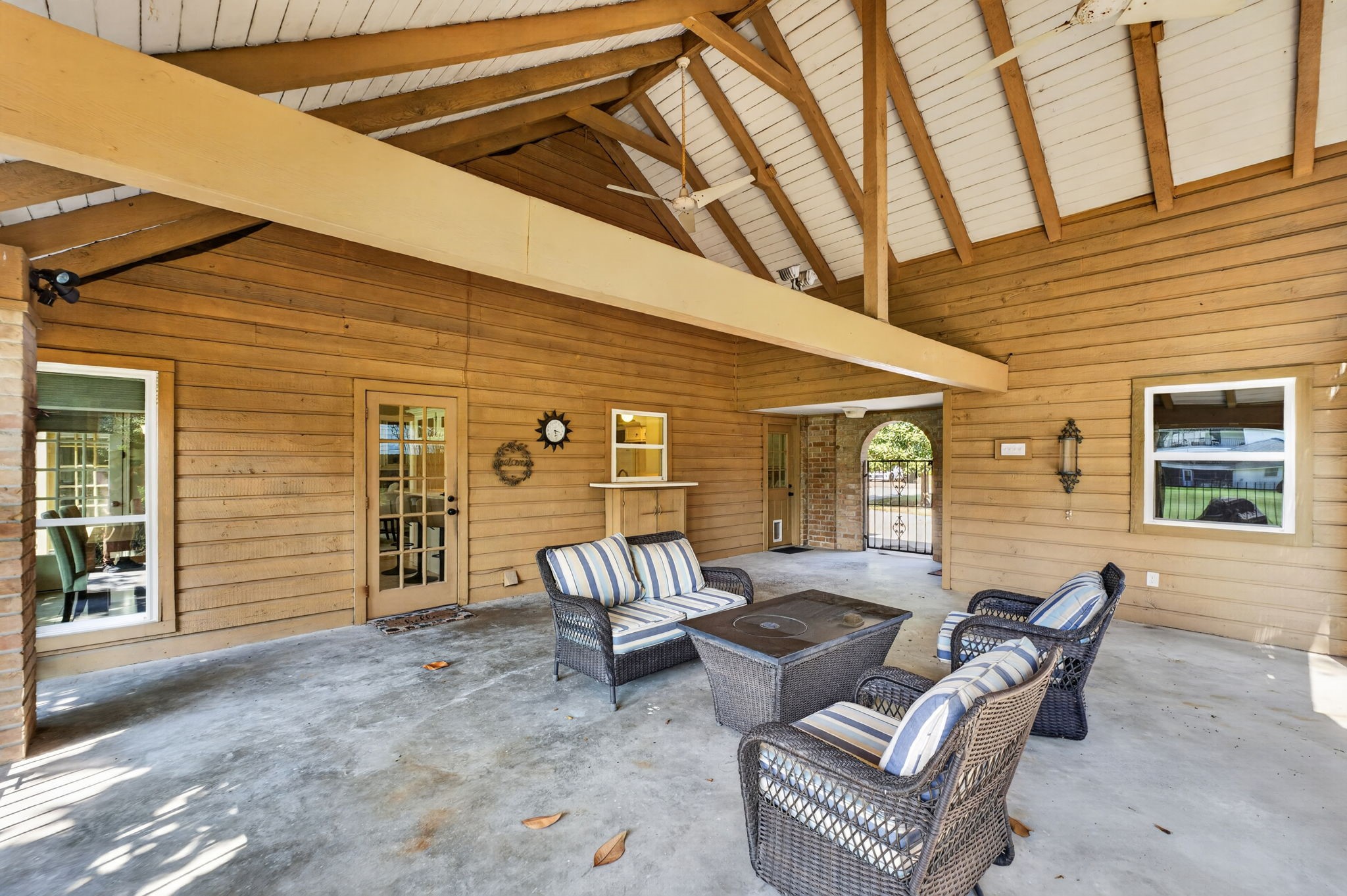 589 Brandon Road Property Photo 40