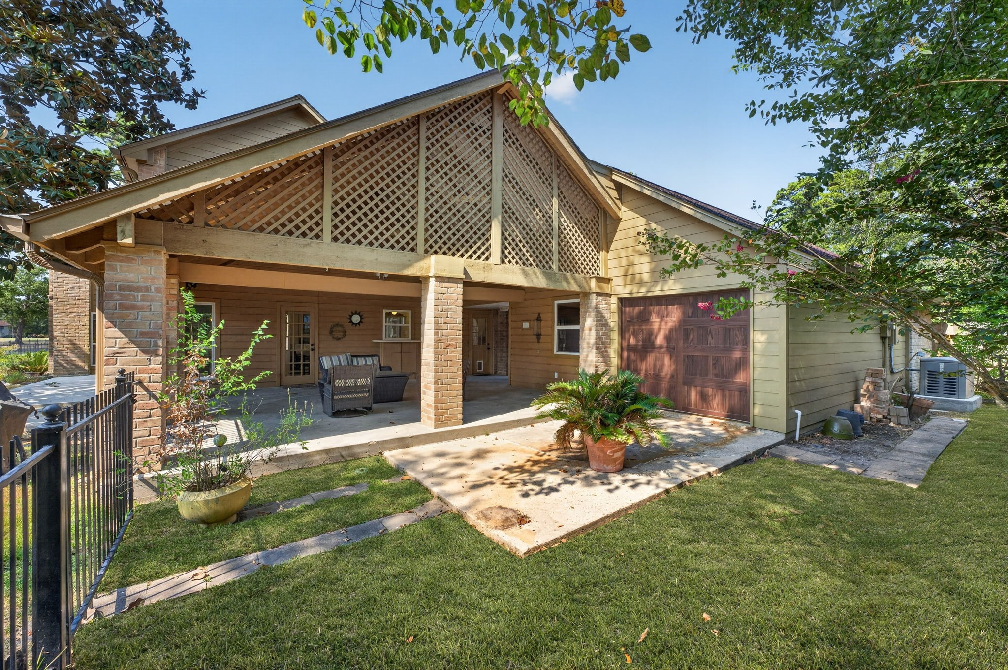 589 Brandon Road Property Photo 41