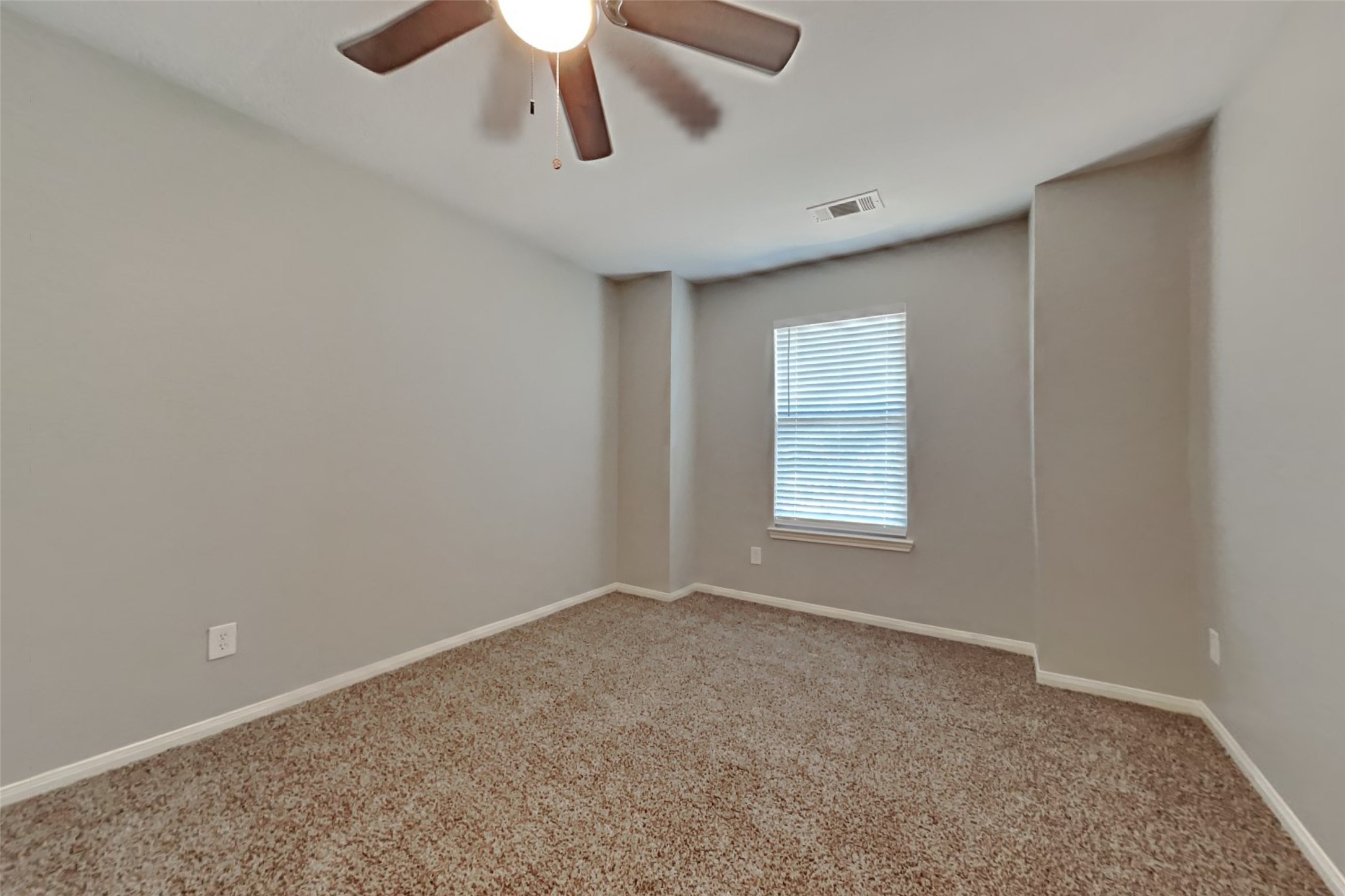 18446 Maple Mill Drive Property Photo 10