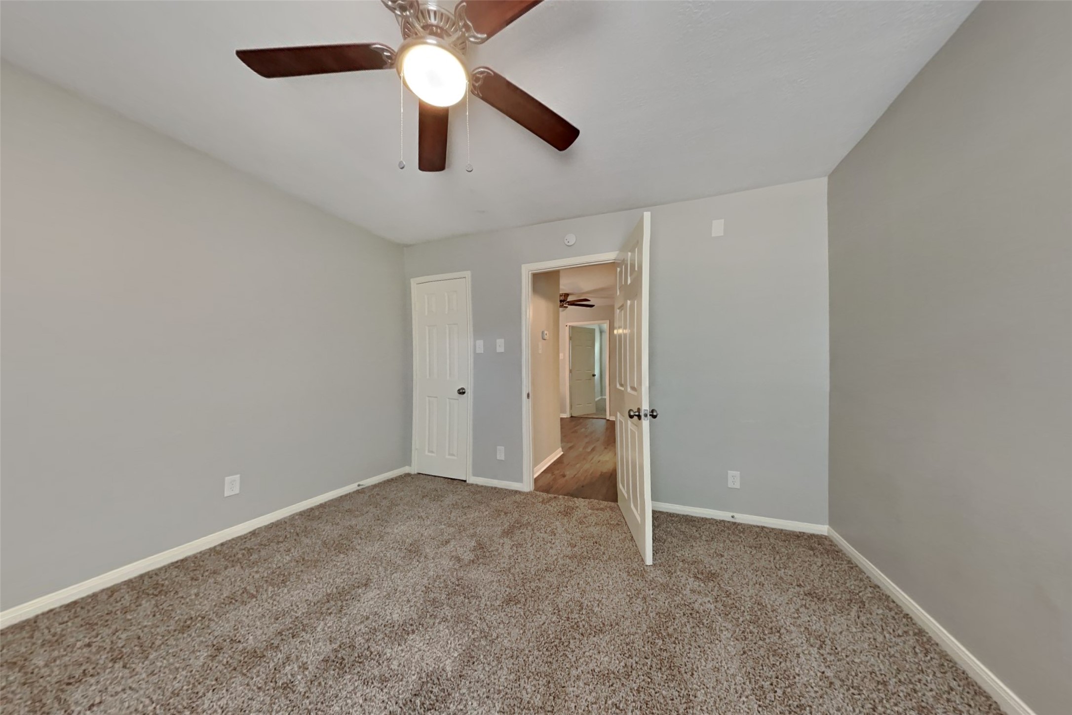 18446 Maple Mill Drive Property Photo 15