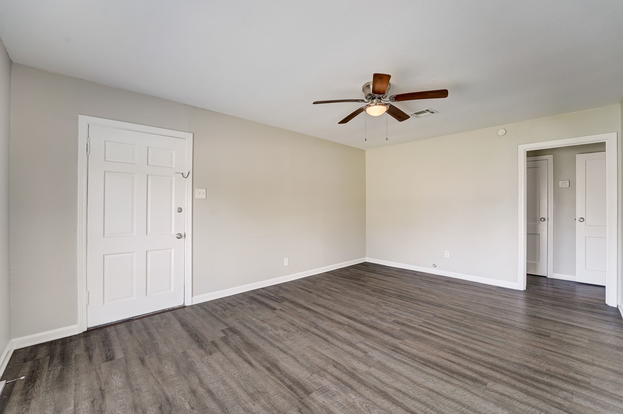 1420 Foreman Street Property Photo 5