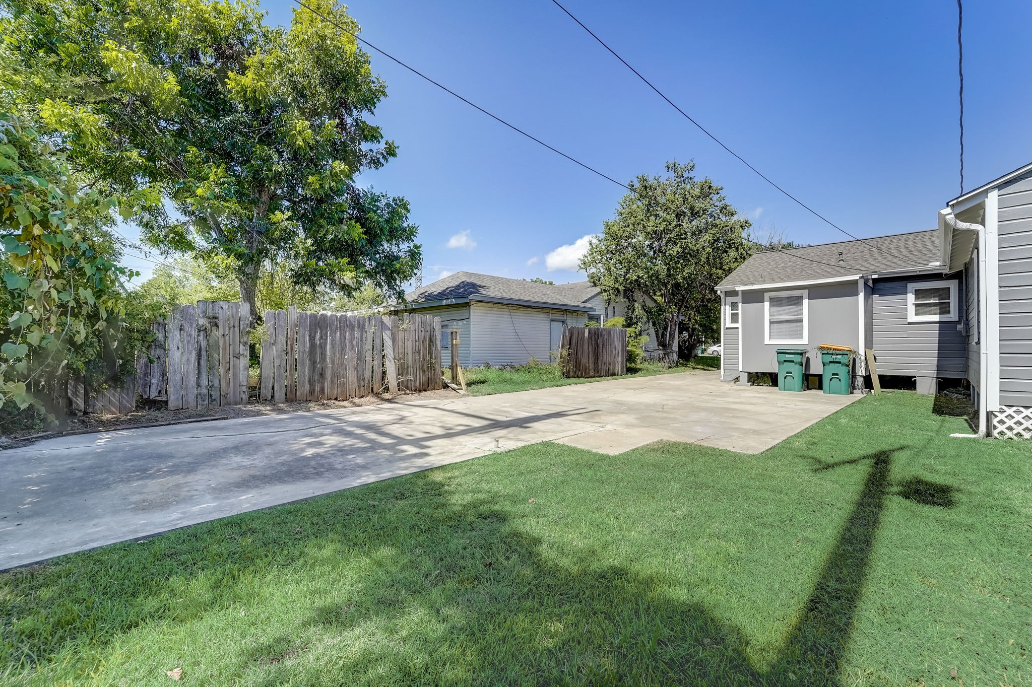 1420 Foreman Street Property Photo 32