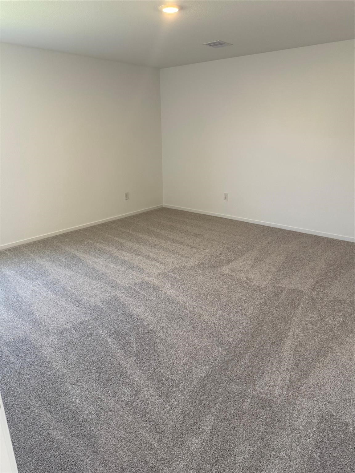 2527 Night Emerald Drive Property Photo 9