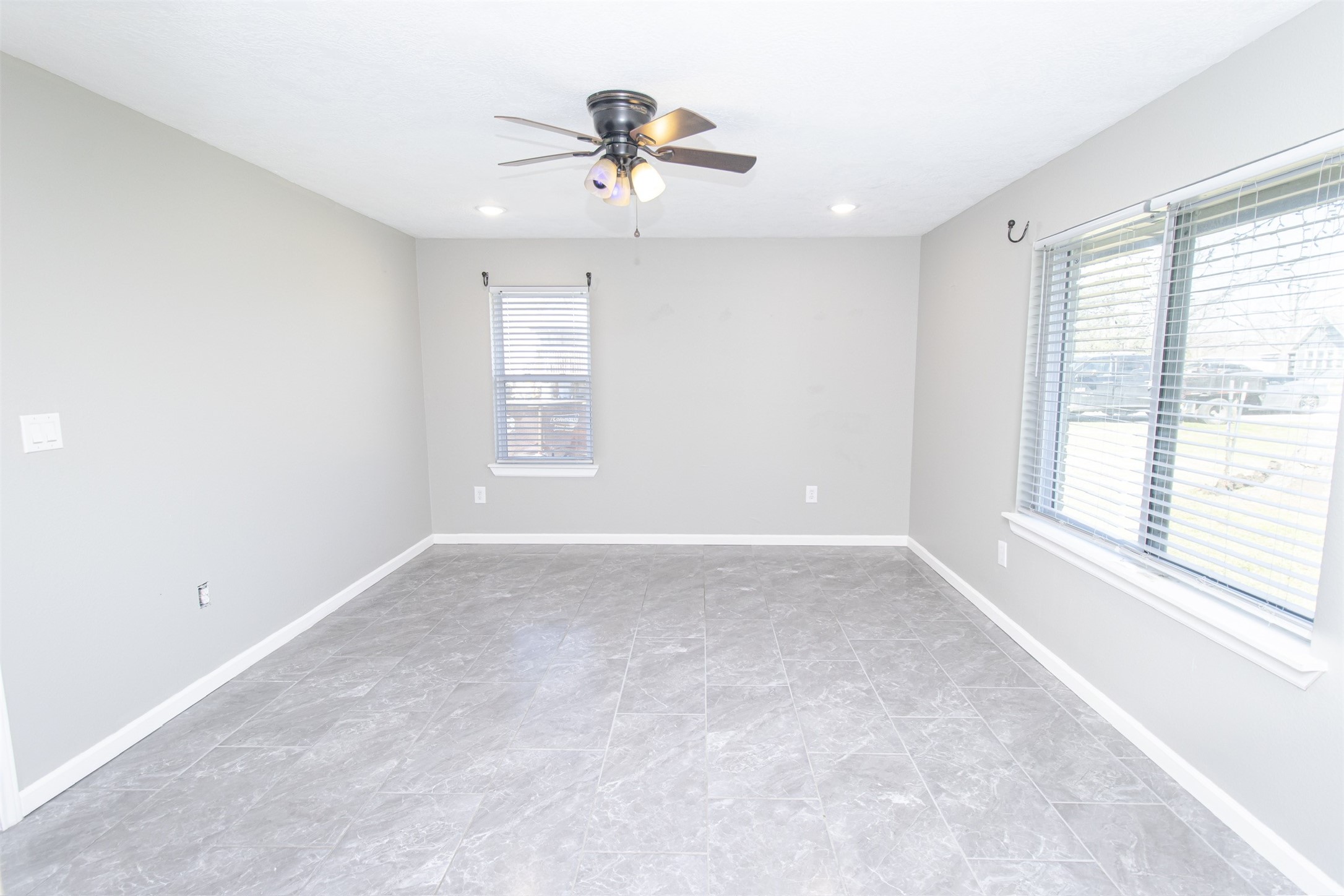 627 West Drive Property Photo 8