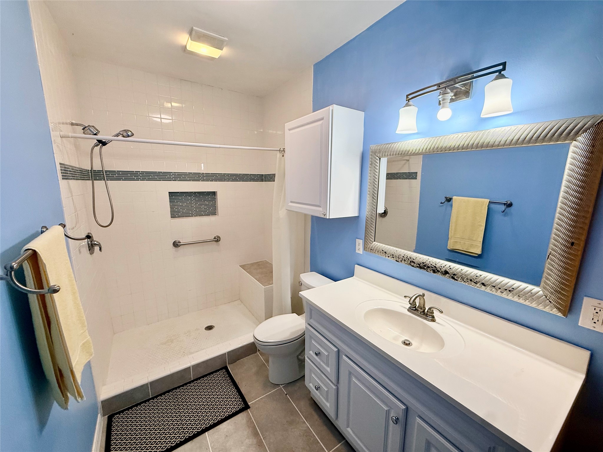 4305 Avenue N 1/2 Property Photo 6