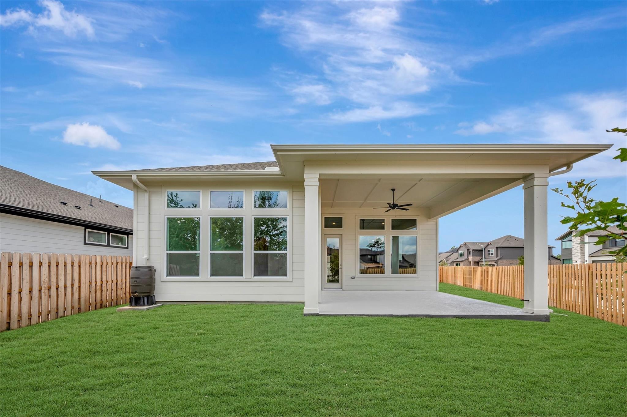 2038 Lobo Court Property Photo 6