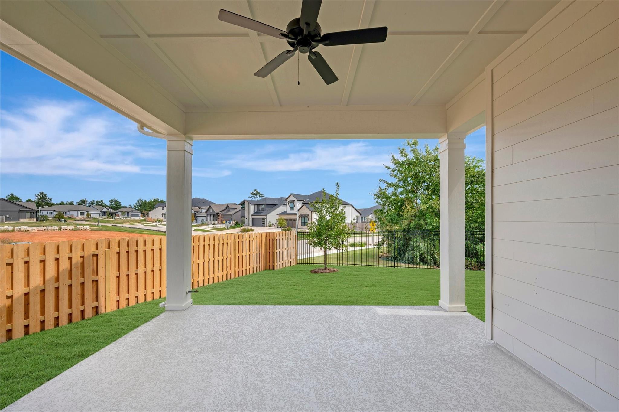 2038 Lobo Court, Todd Mission Tx 77316 Property Photo 10