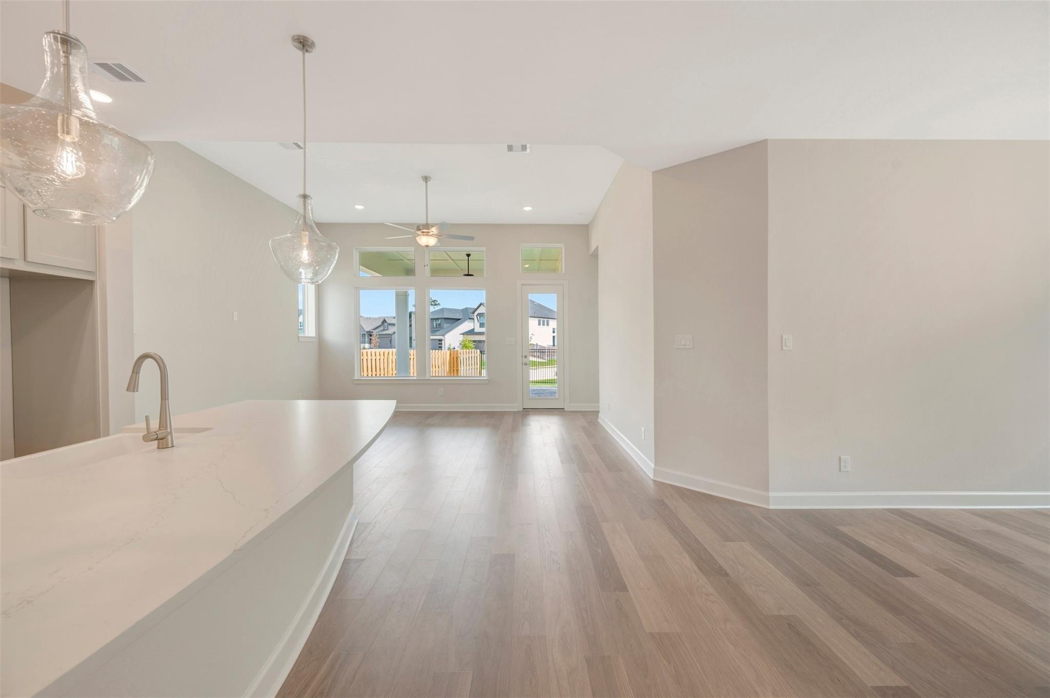 2038 Lobo Court Property Photo 23