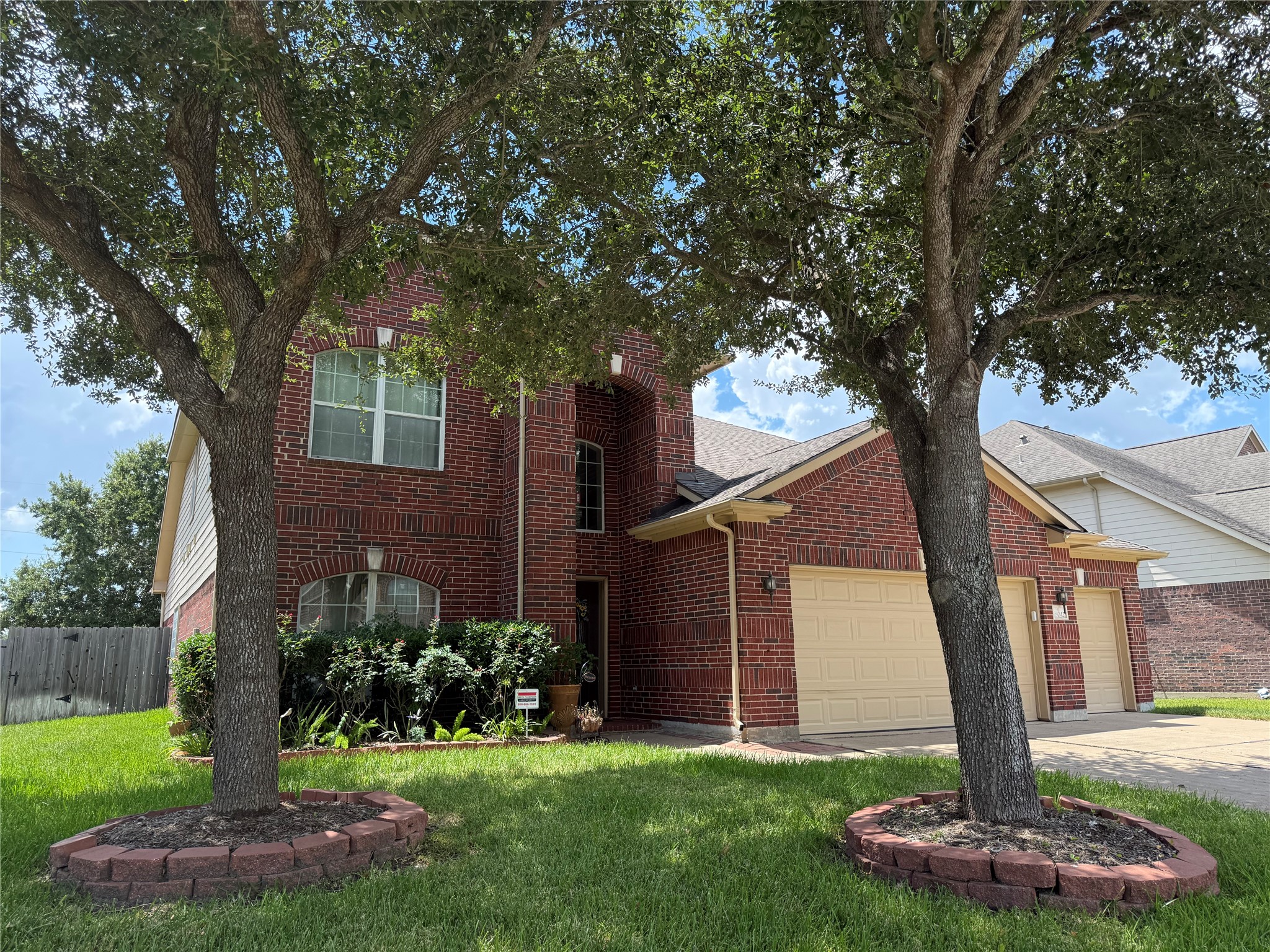 18042 Oakridge Canyon Lane Property Photo 2