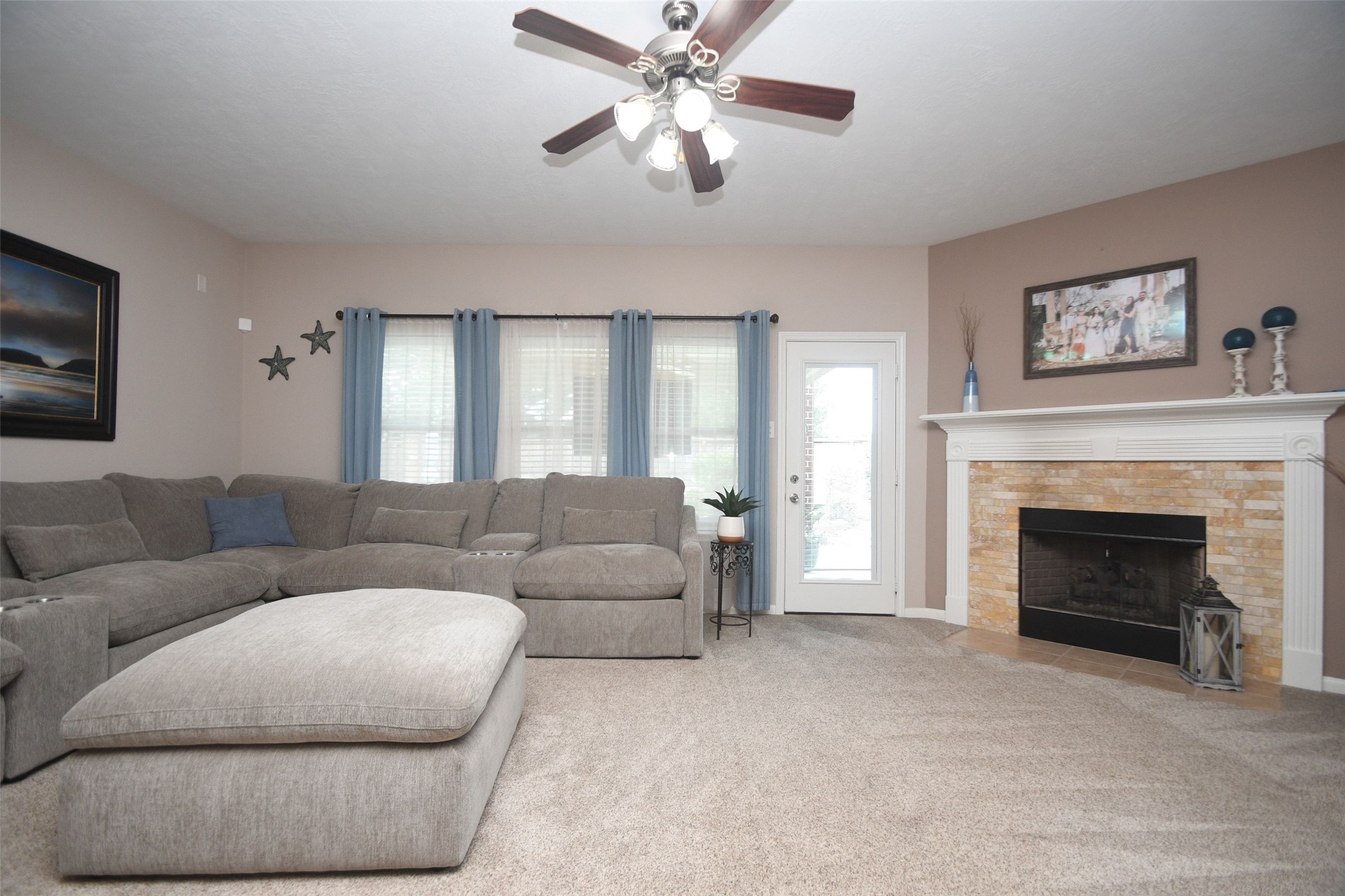 18042 Oakridge Canyon Lane Property Photo 11