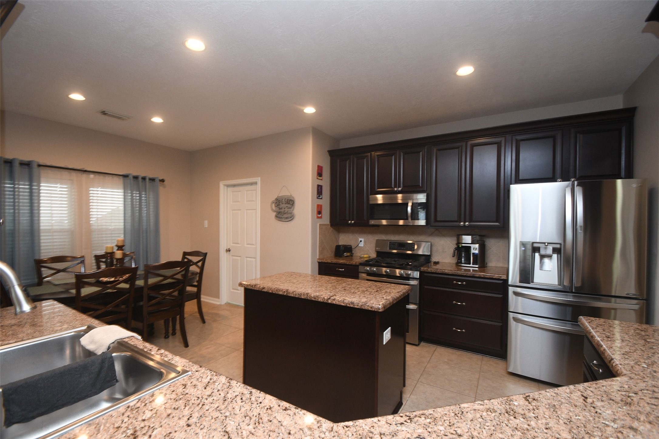 18042 Oakridge Canyon Lane Property Photo 14