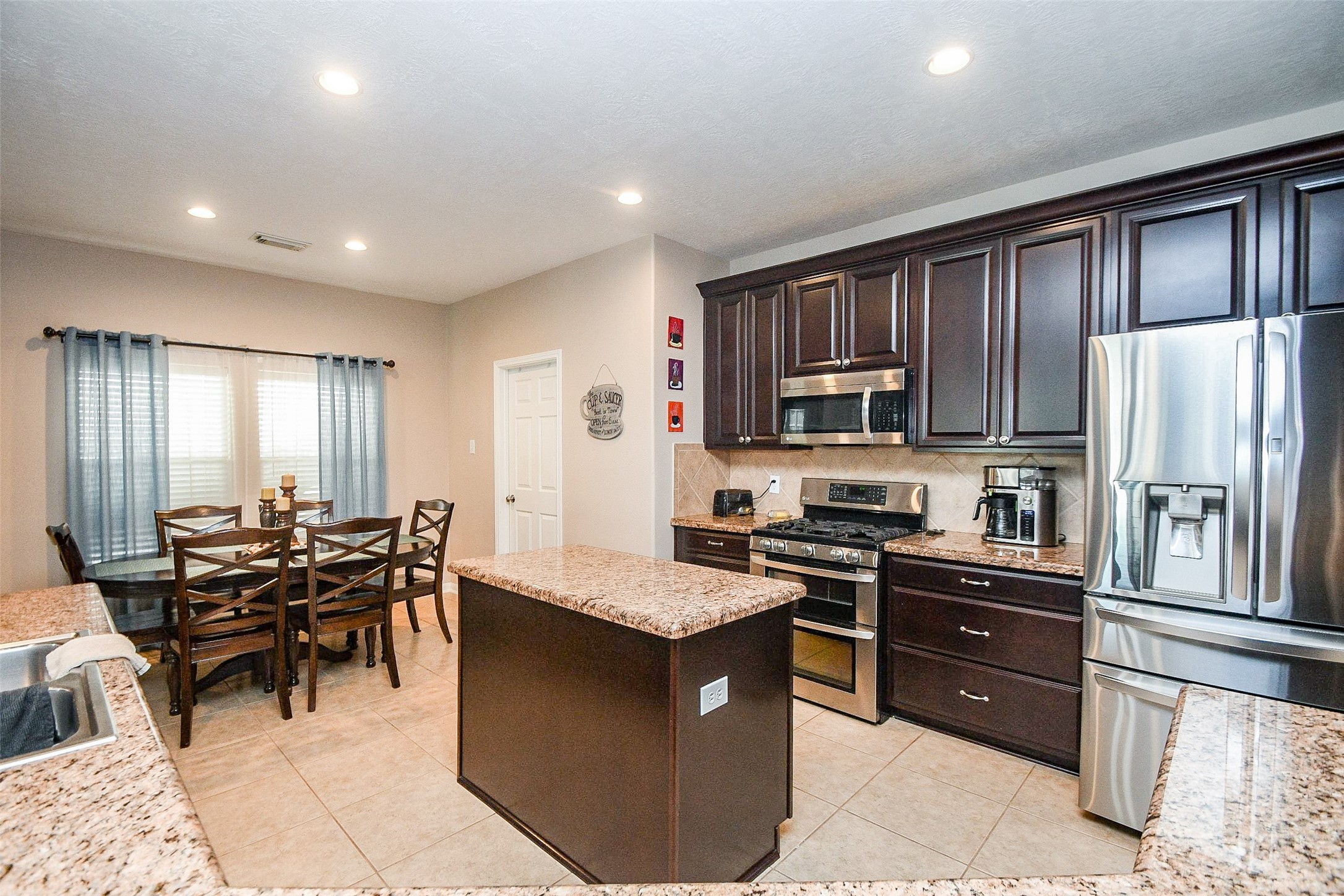 18042 Oakridge Canyon Lane Property Photo 42