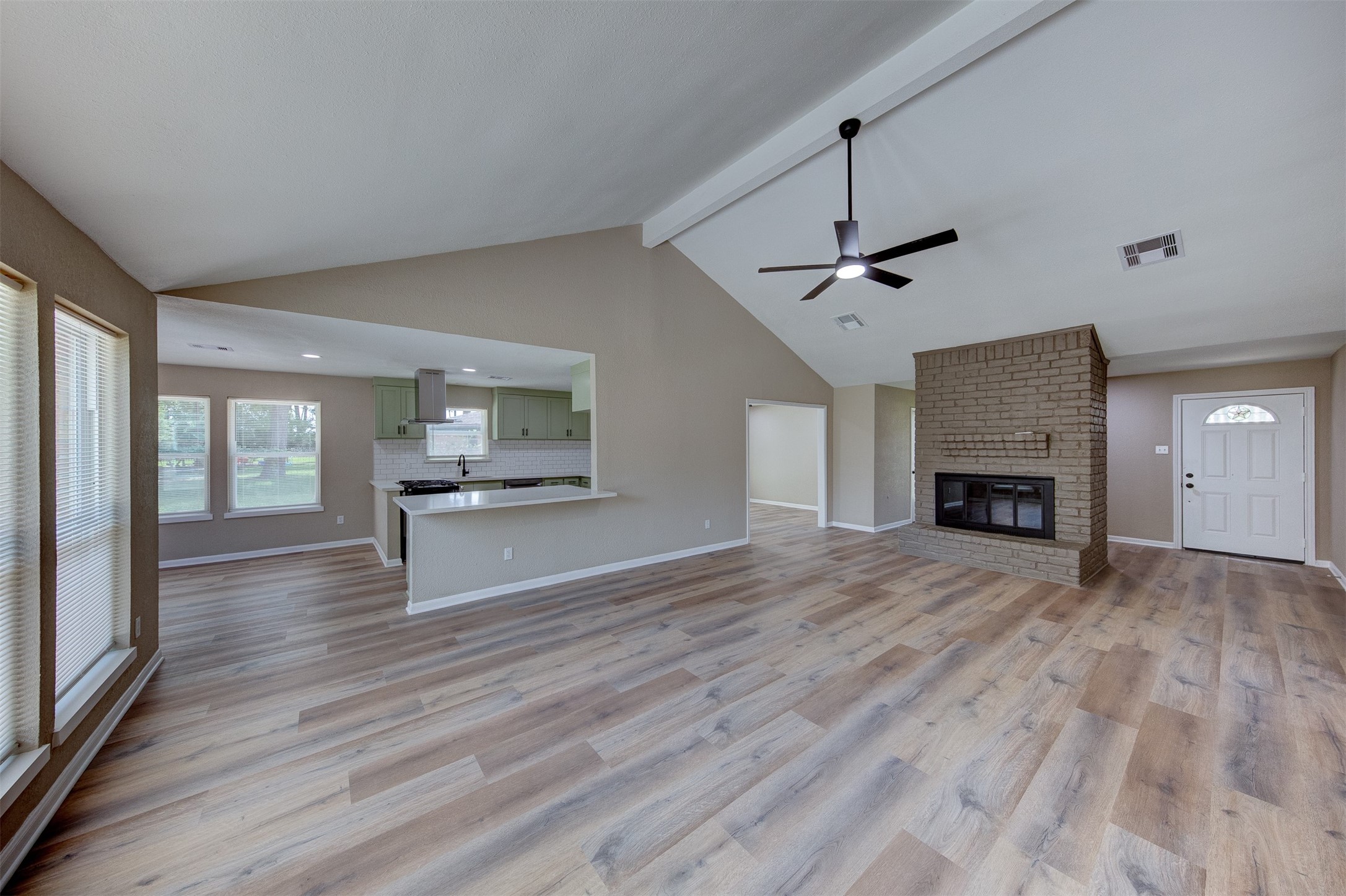 20106 Salzburg Lane Property Photo 4