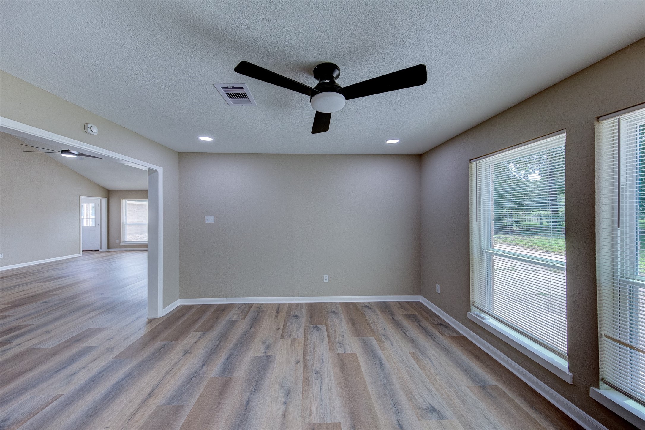 20106 Salzburg Lane Property Photo 11