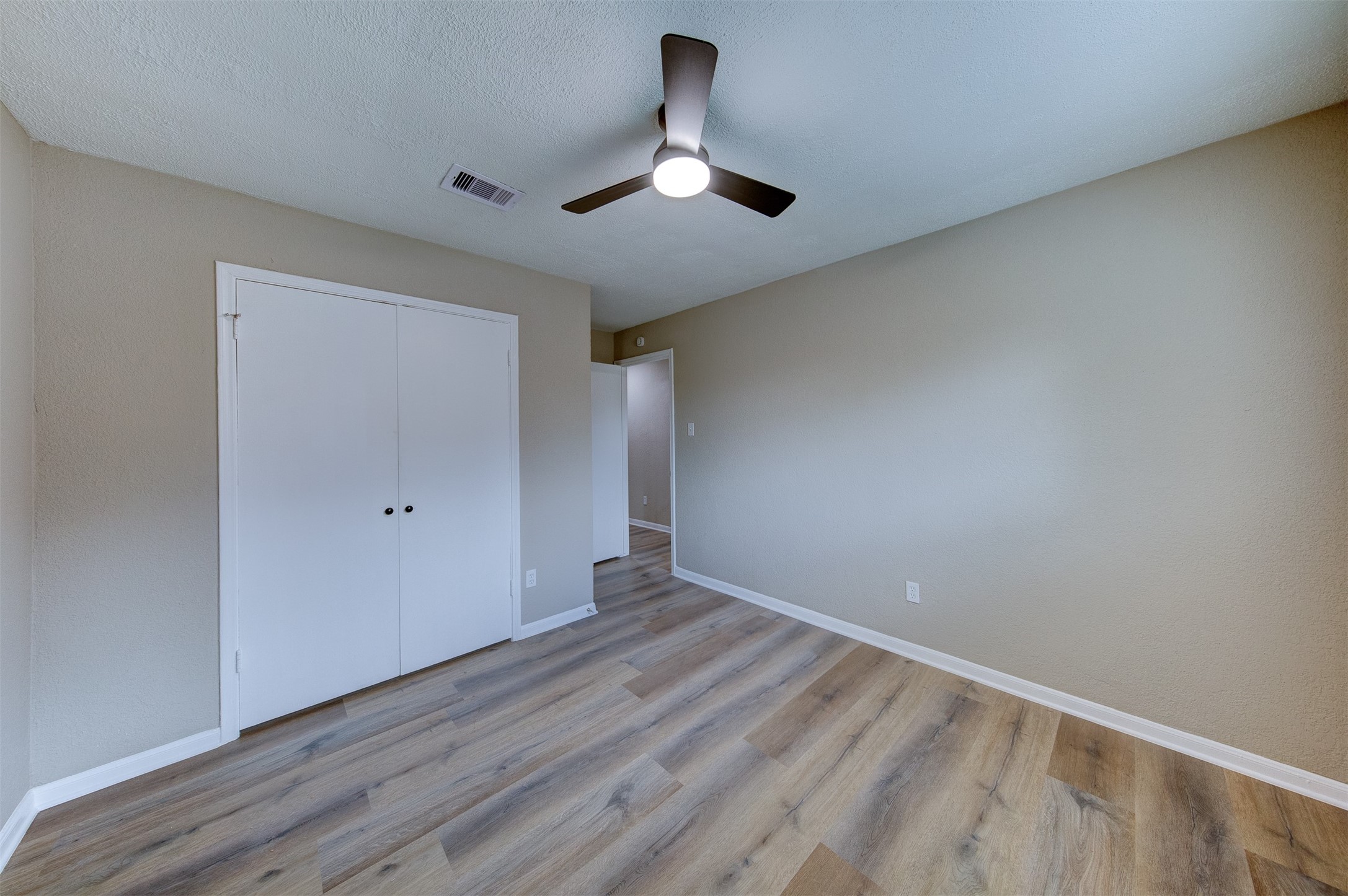 20106 Salzburg Lane Property Photo 17