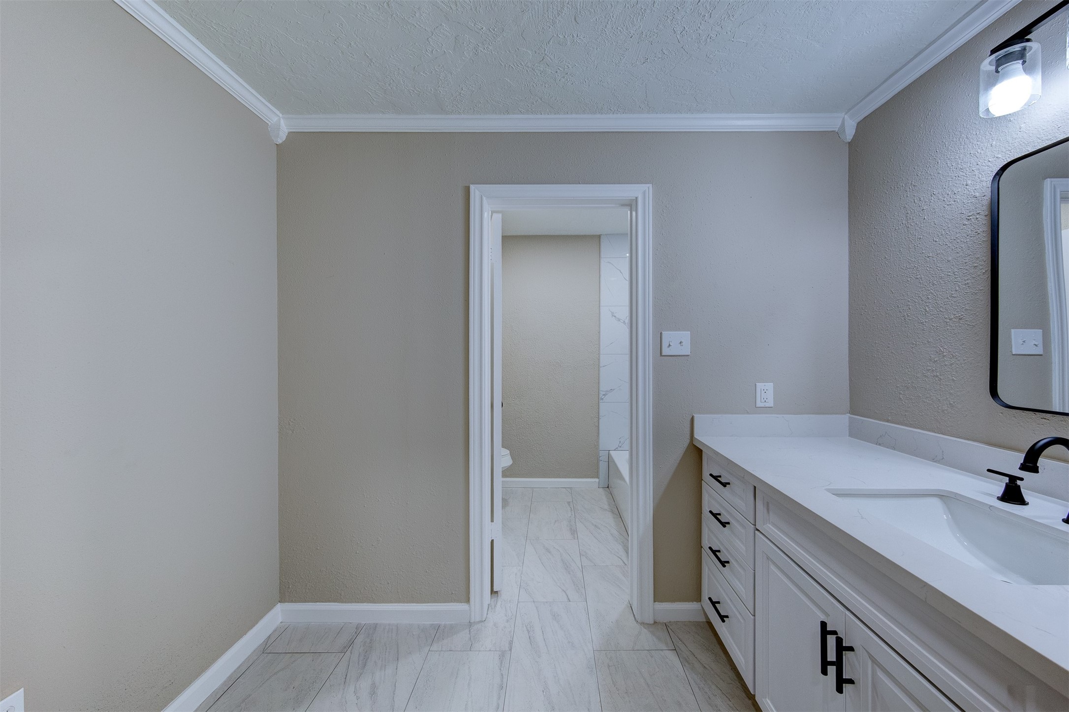 20106 Salzburg Lane Property Photo 22