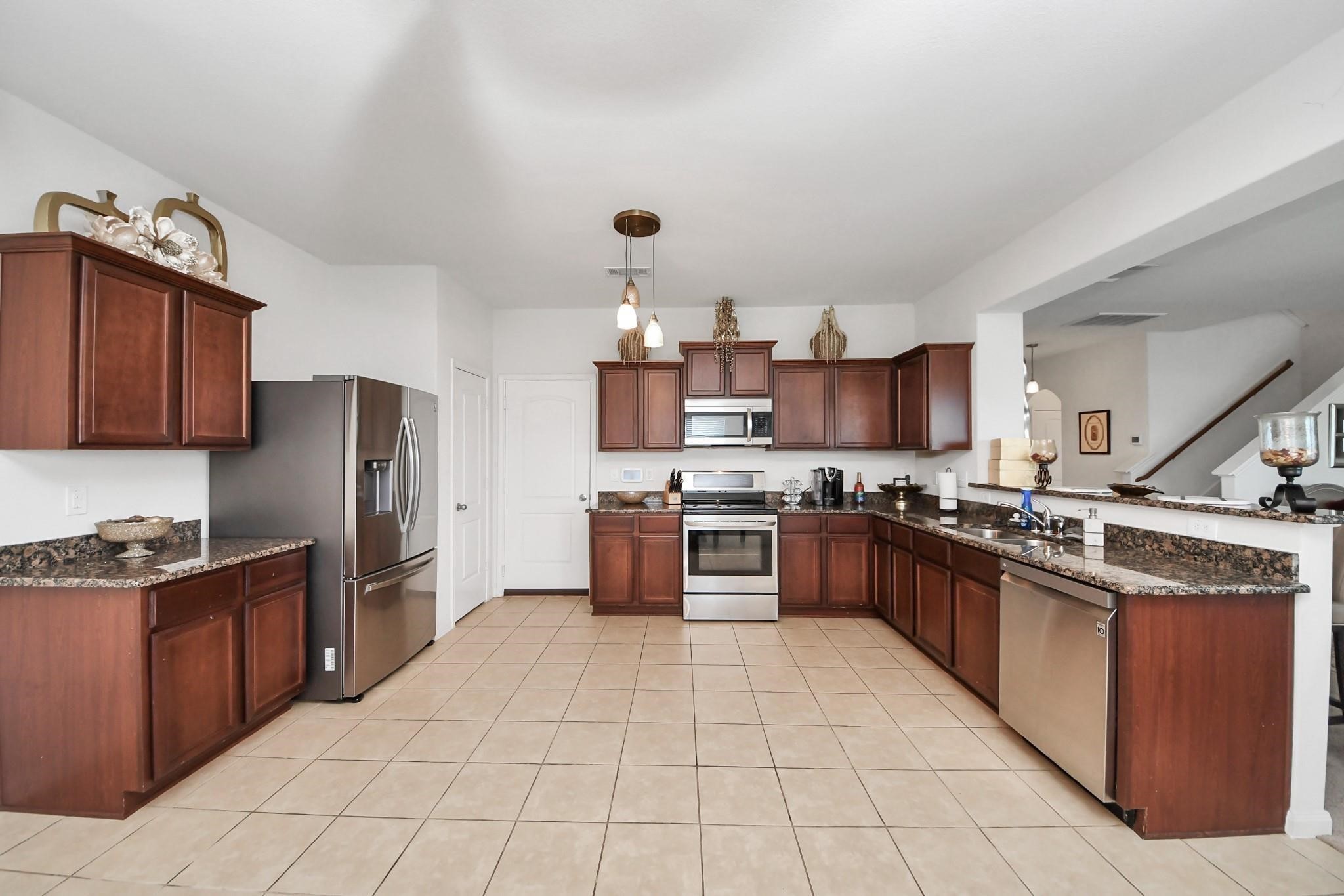 9423 Grand Spark Drive Property Photo 11