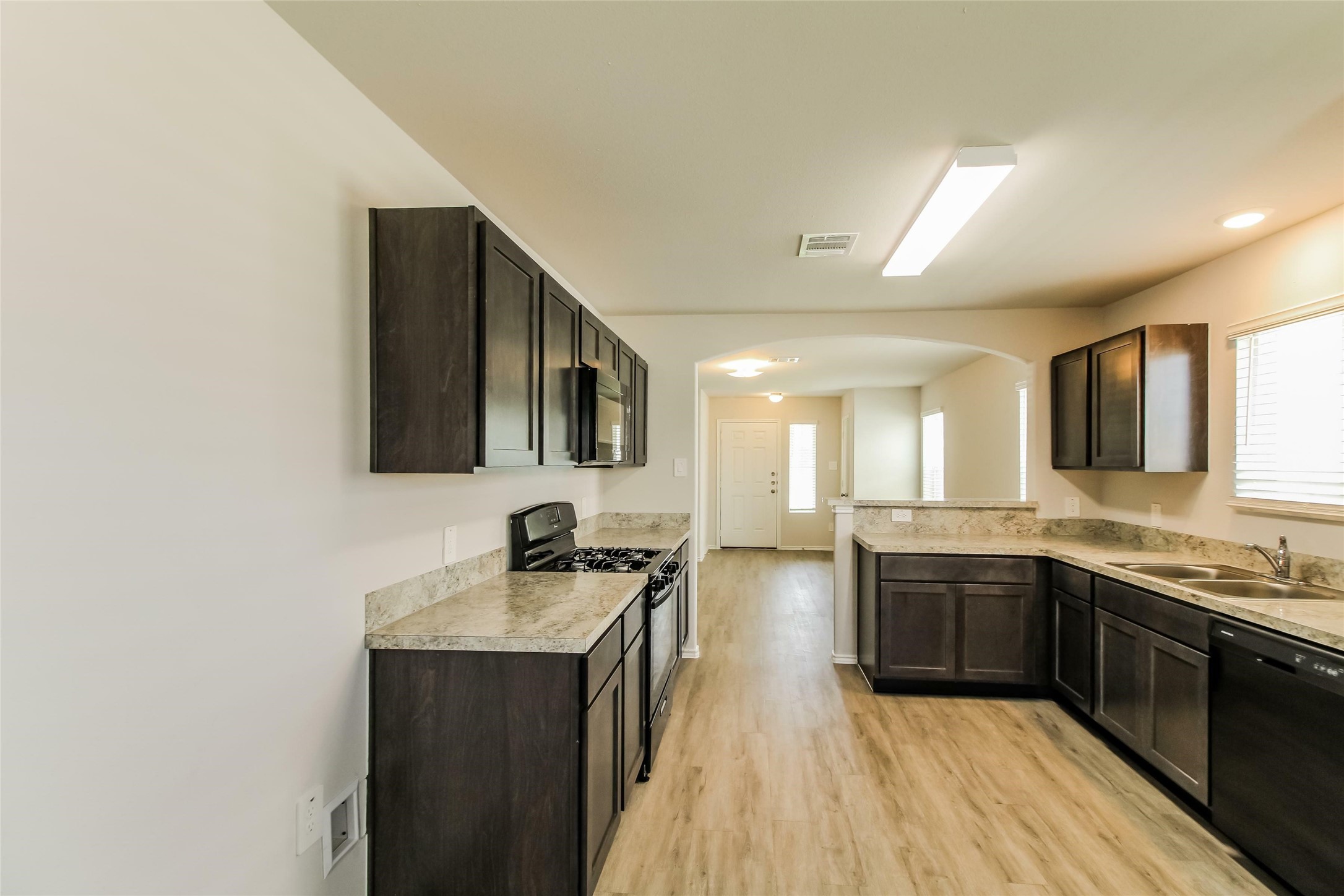 2509 Coho Property Photo 2