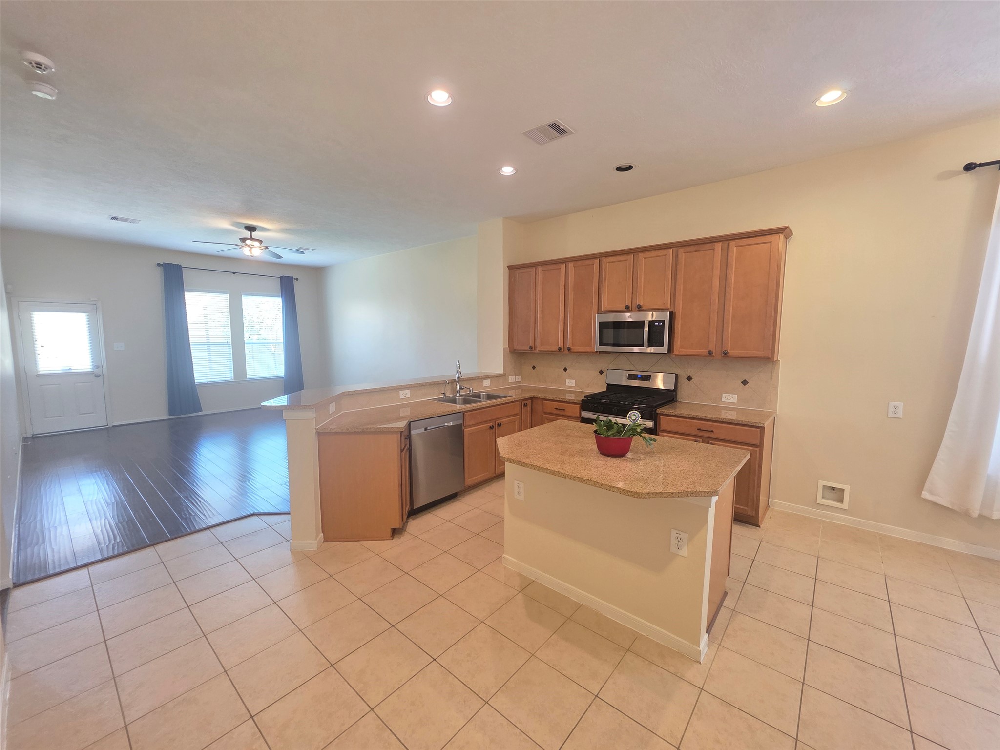 2954 Smokey Forest Lane Property Photo 6