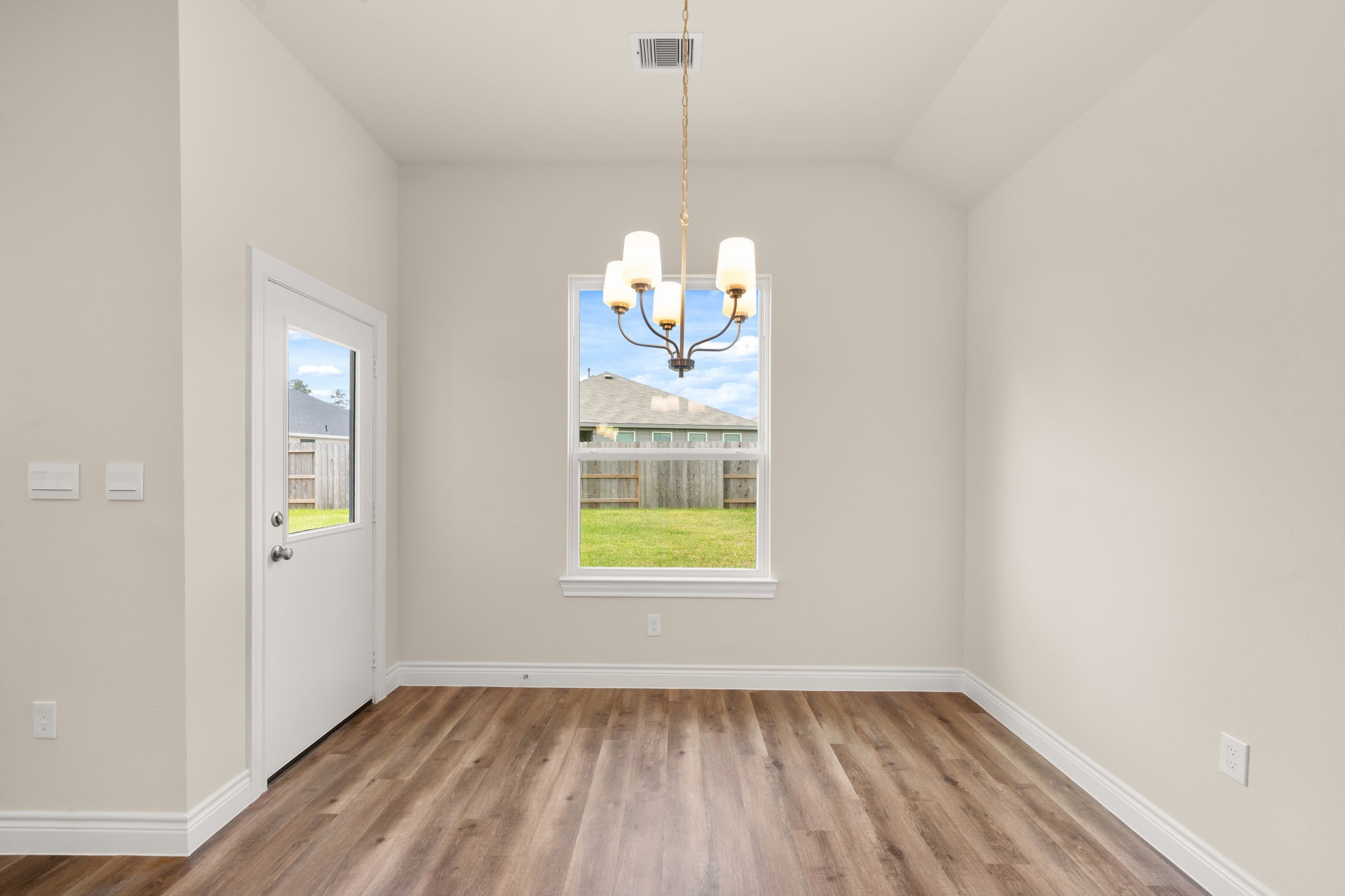10320 Woodhill Spa Lane Property Photo 10