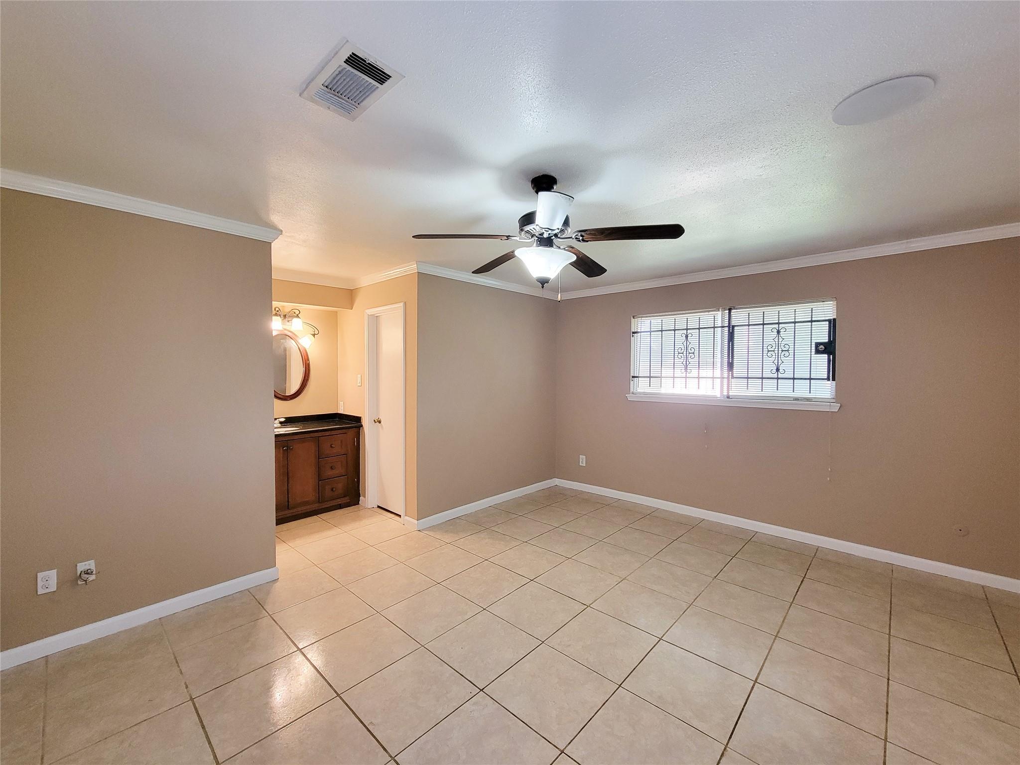 6606 Laughlin Drive, Houston Tx 77489 Property Photo 15