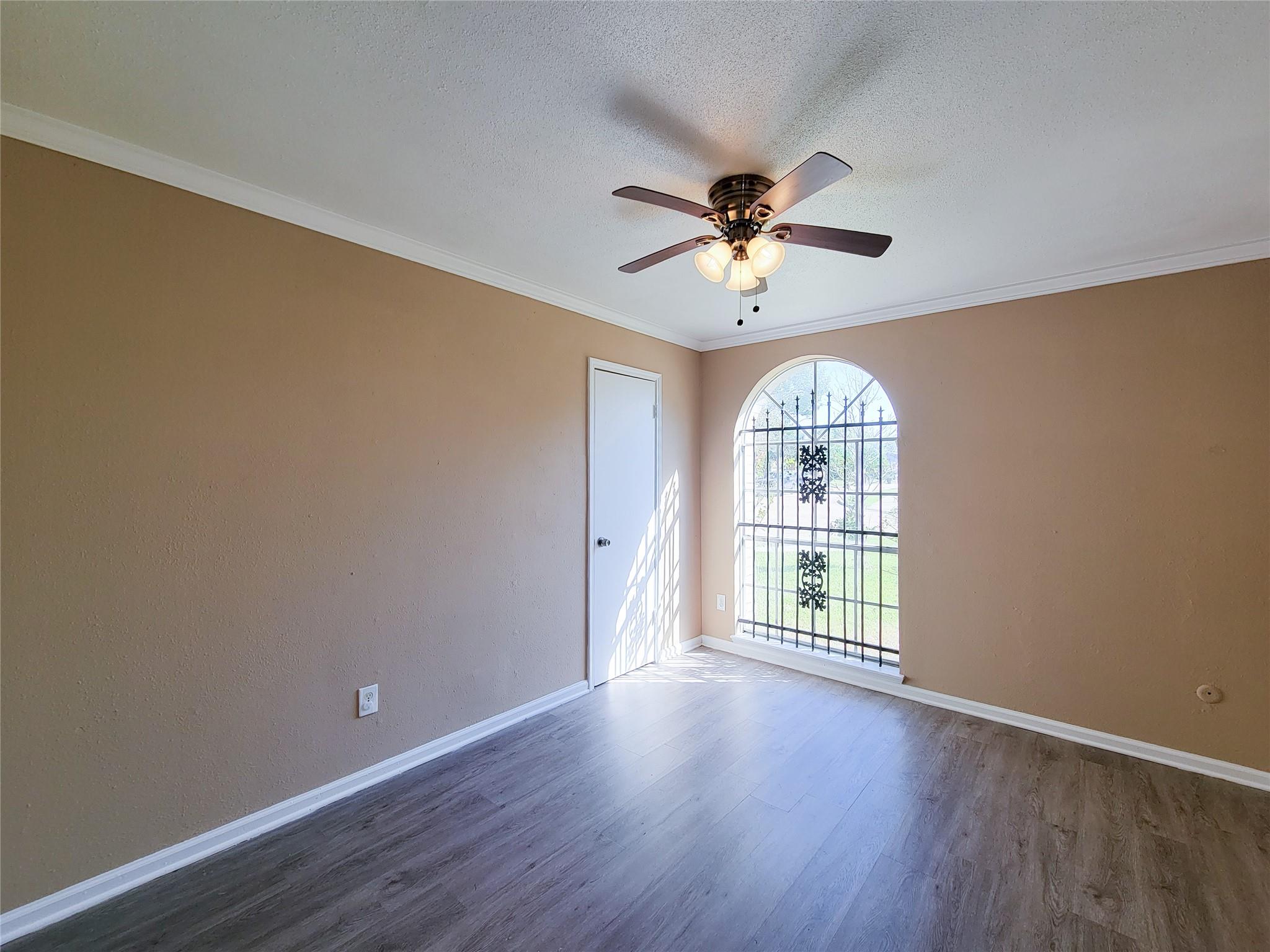 6606 Laughlin Drive, Houston Tx 77489 Property Photo 21