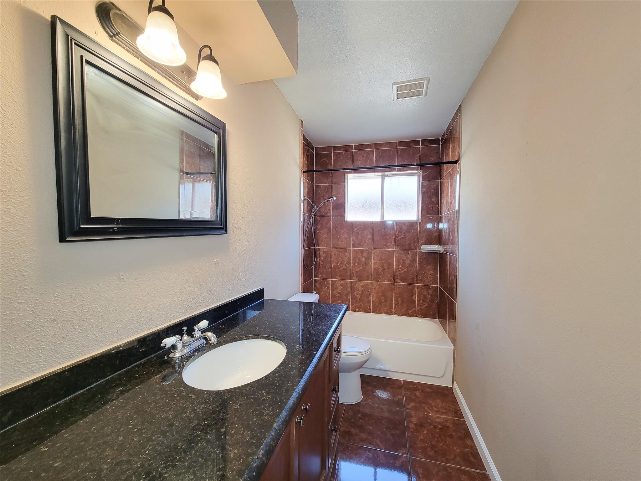 6606 Laughlin Drive, Houston Tx 77489 Property Photo 27