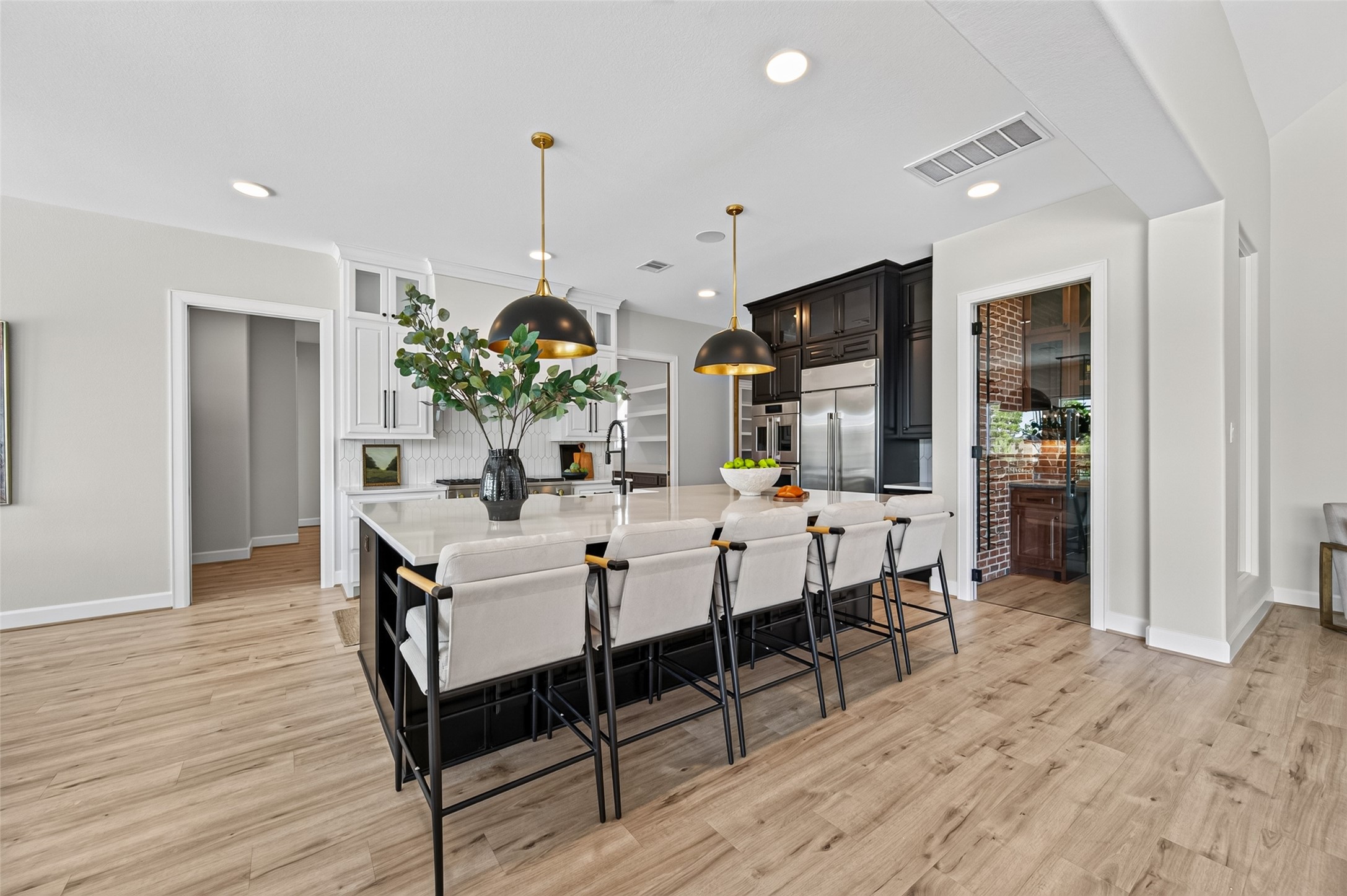 8 Little Sorrell Court Property Photo 8