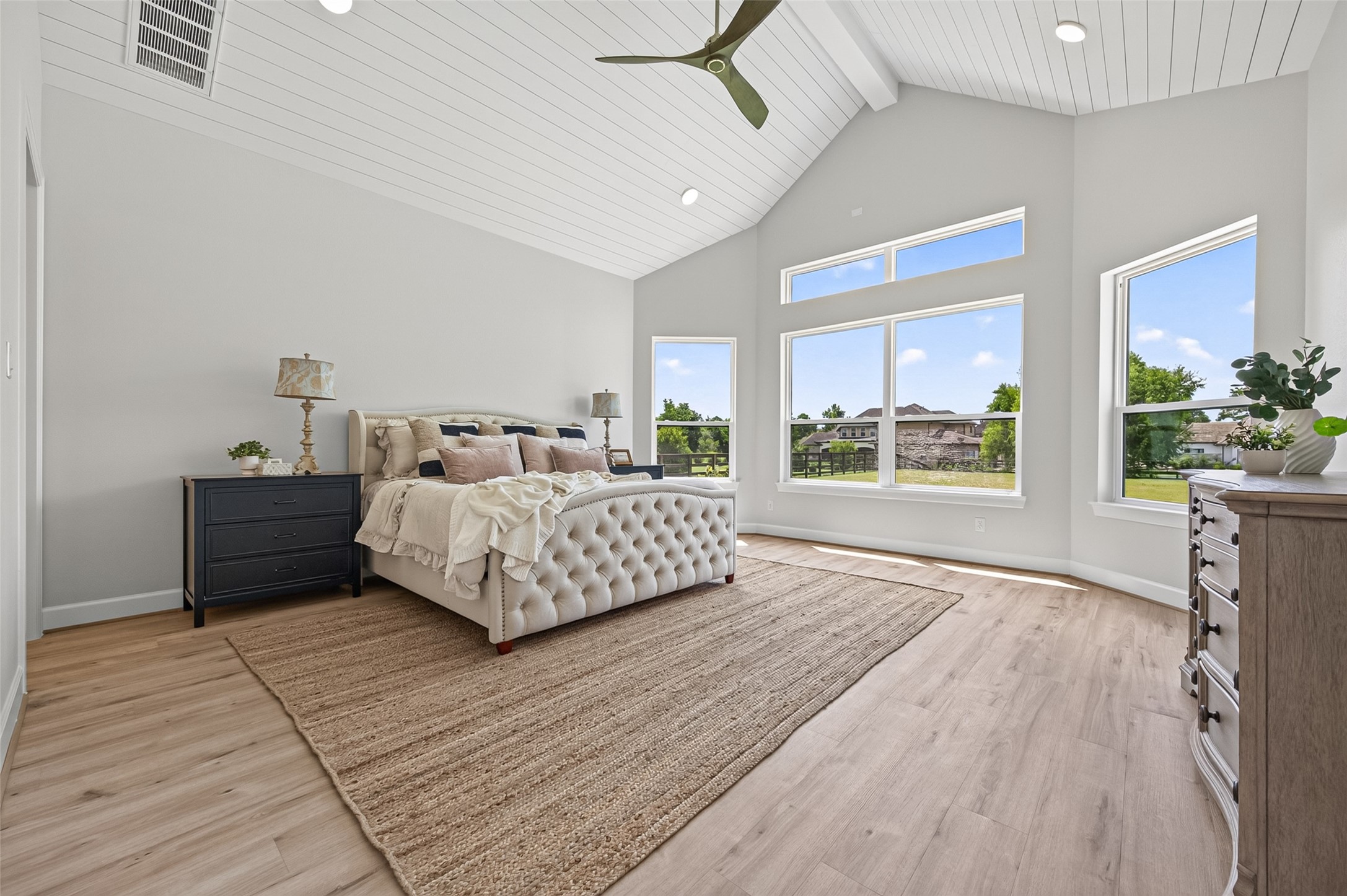 8 Little Sorrell Court Property Photo 21