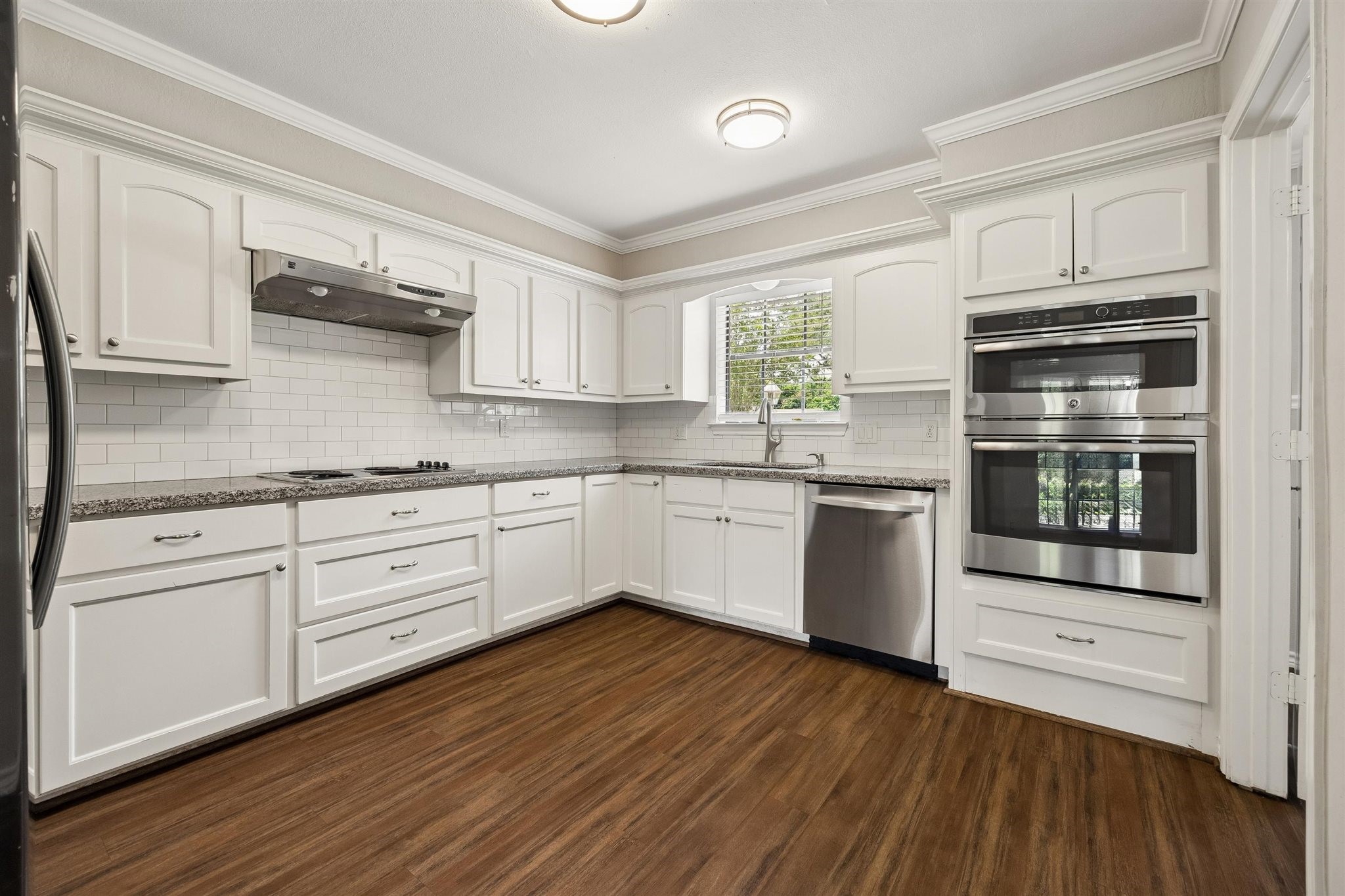 15510 Jersey Drive Property Photo 22