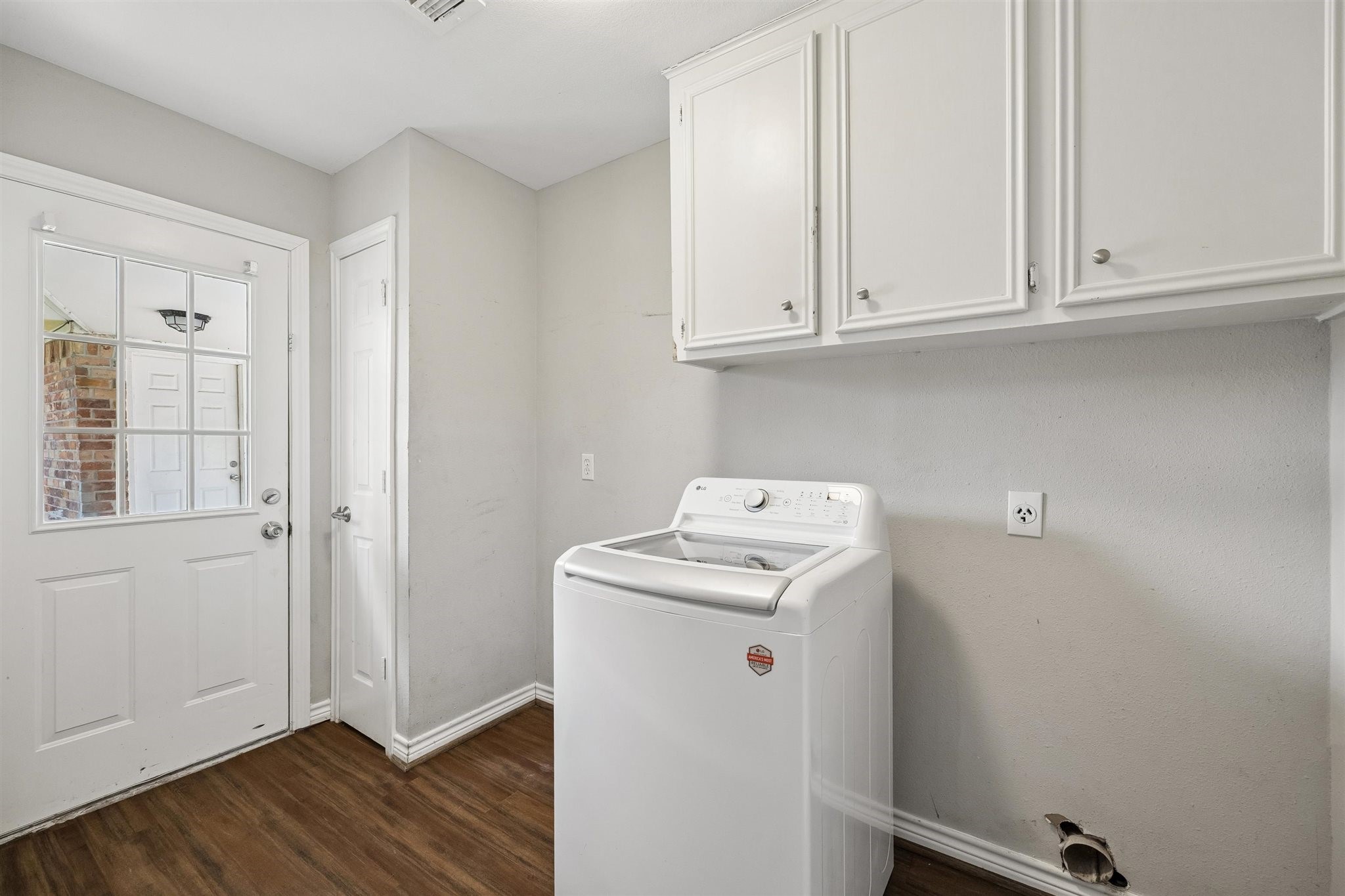15510 Jersey Drive Property Photo 45