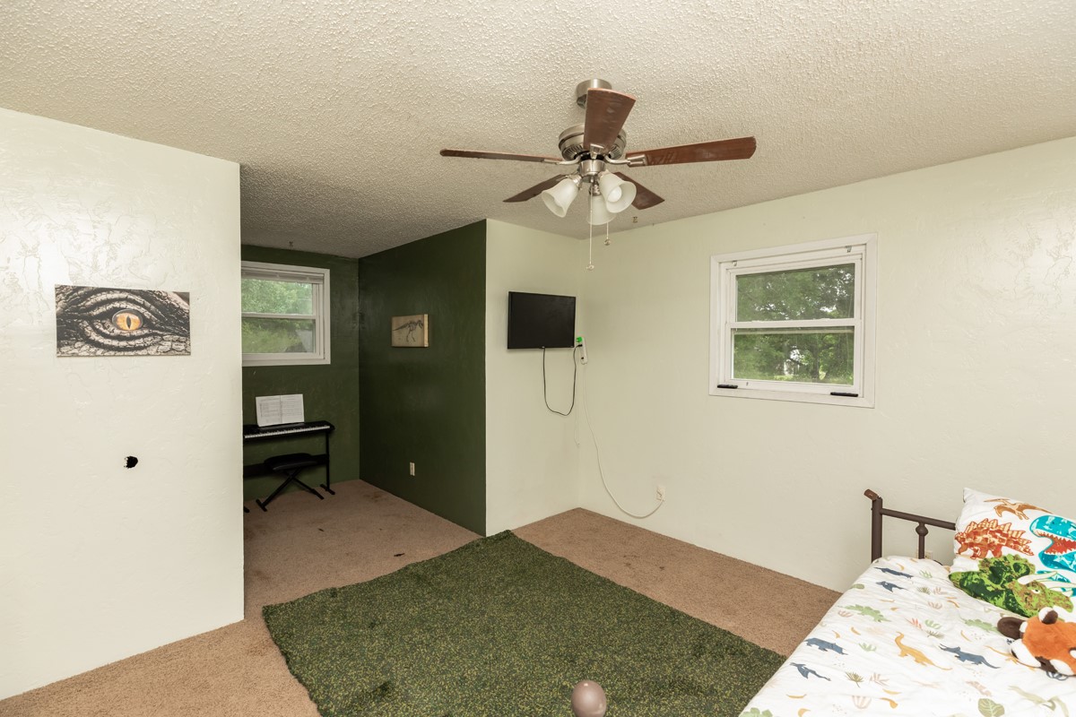 156 County Road 818 Property Photo 21