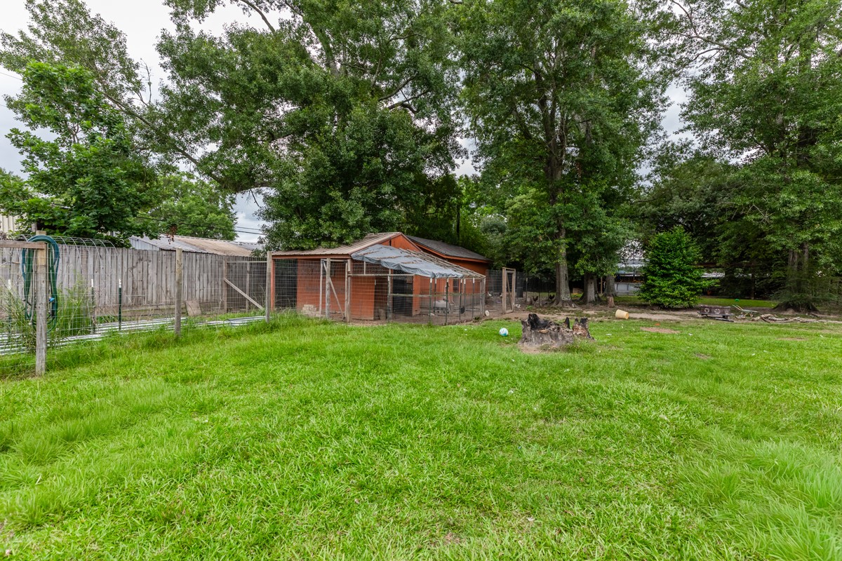 156 County Road 818 Property Photo 28