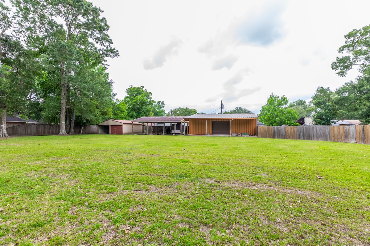 156 County Road 818 Property Photo 29