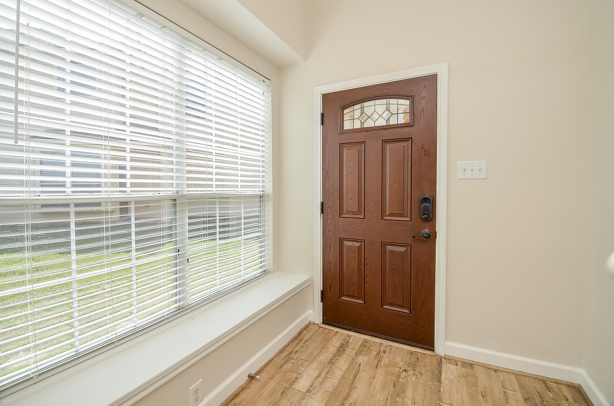 25203 Boulder Bend Lane Property Photo 4