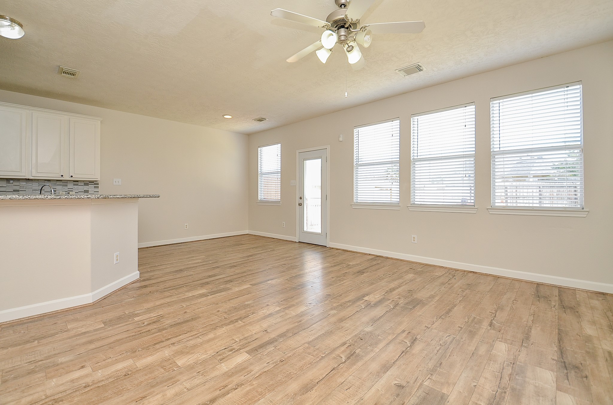 25203 Boulder Bend Lane Property Photo 6