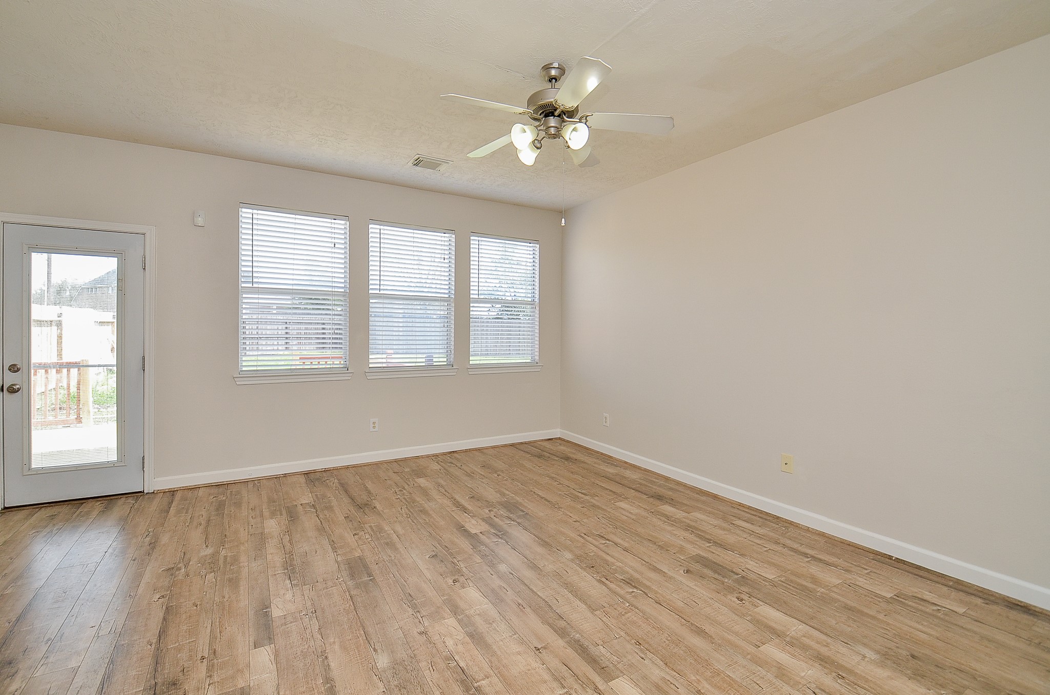 25203 Boulder Bend Lane Property Photo 7