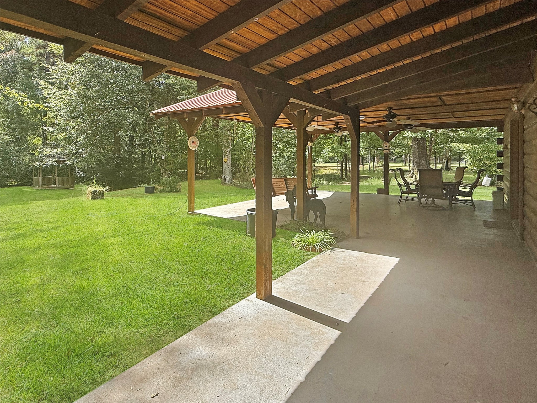 1517 County Road 4250 Property Photo 4