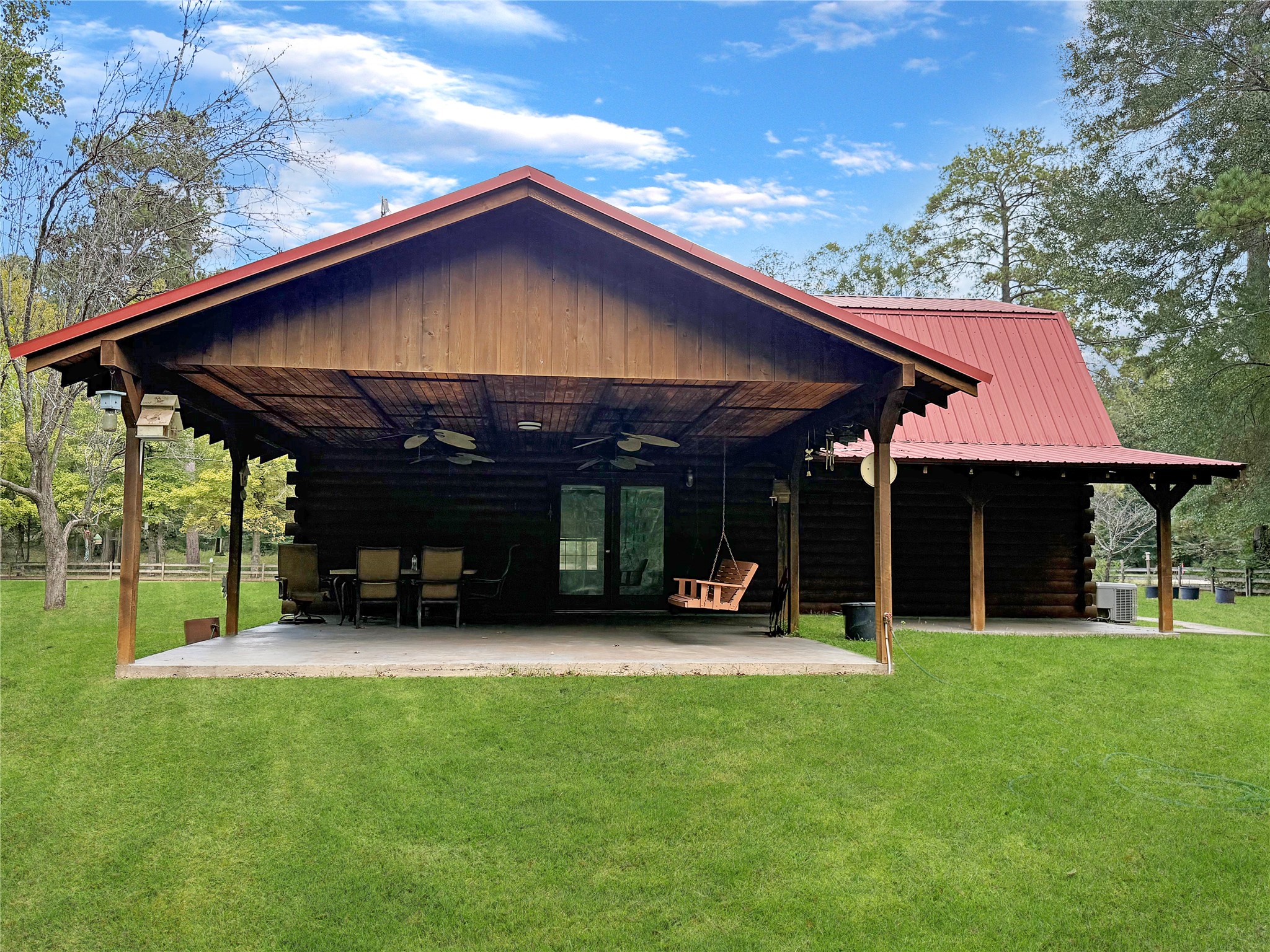 1517 County Road 4250 Property Photo 5