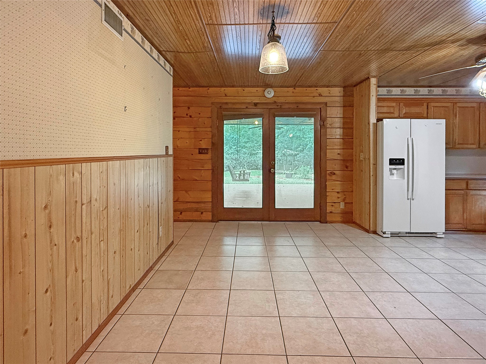 1517 County Road 4250 Property Photo 11