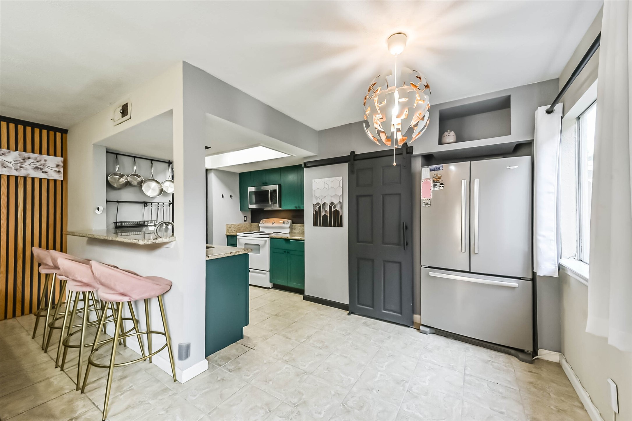 5634 Birchmont Drive C Property Photo 1