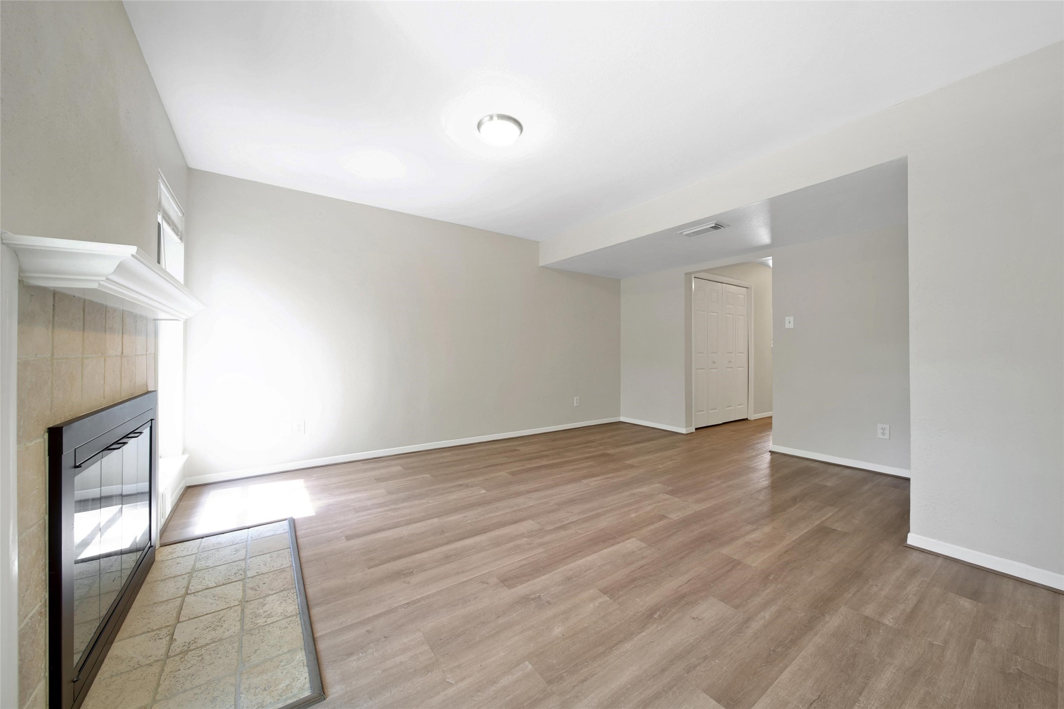 24 W Willowwood Court Property Photo 7