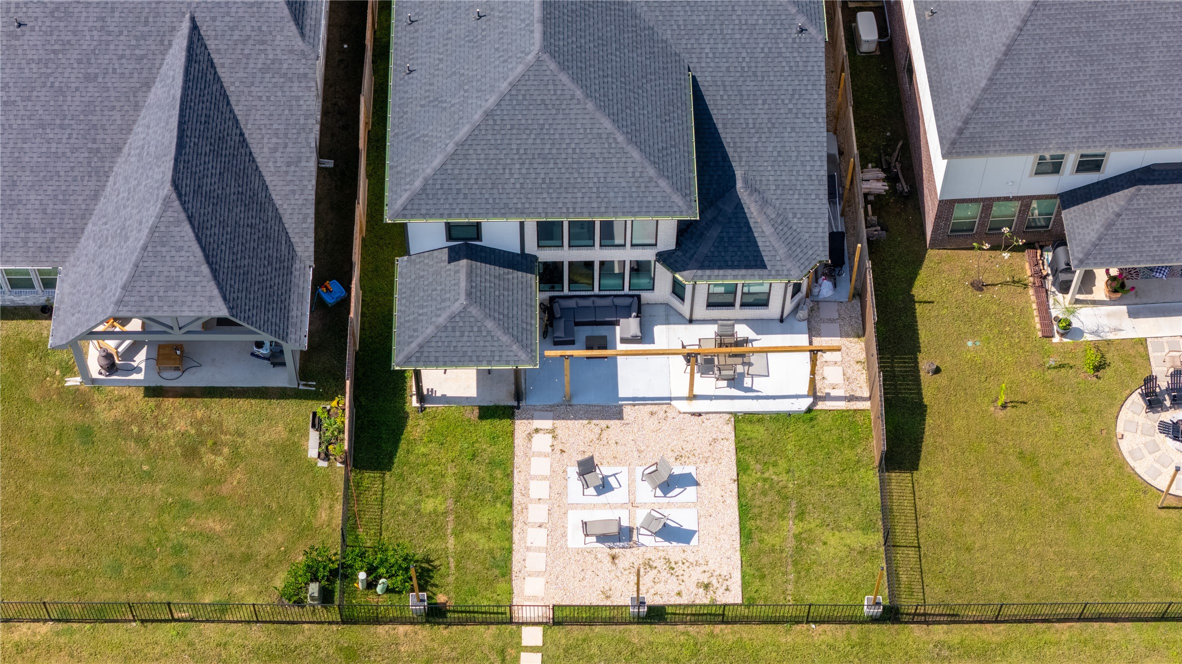 31422 Beacon Cove Trail Property Photo 10