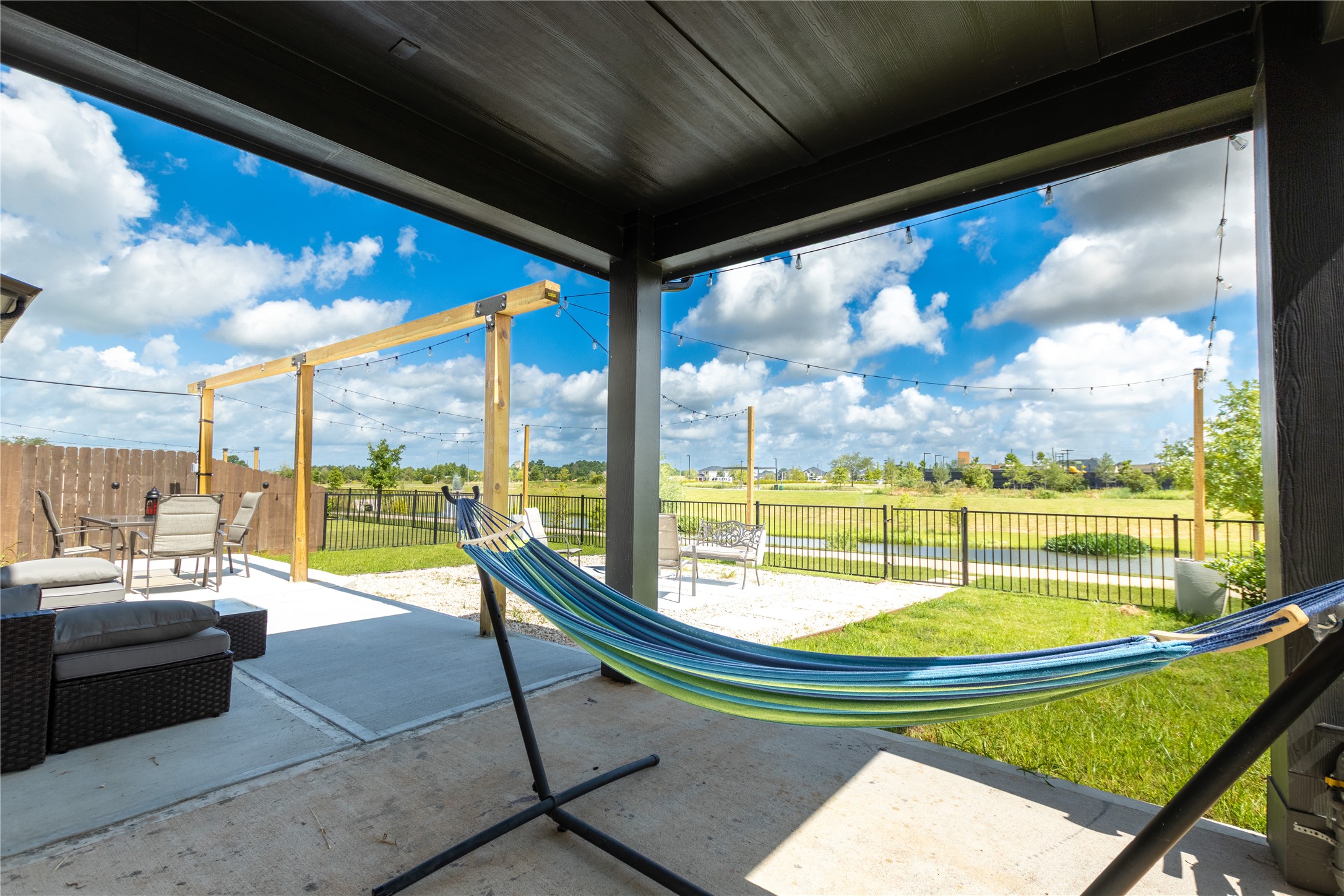 31422 Beacon Cove Trail Property Photo 13